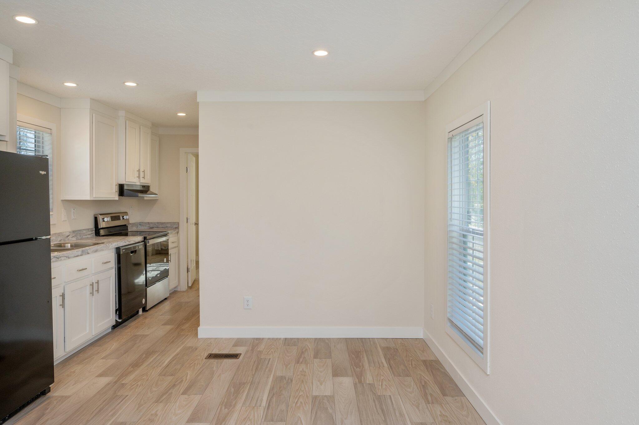 OAKWOOD HILLS UNIT 1 - Residential