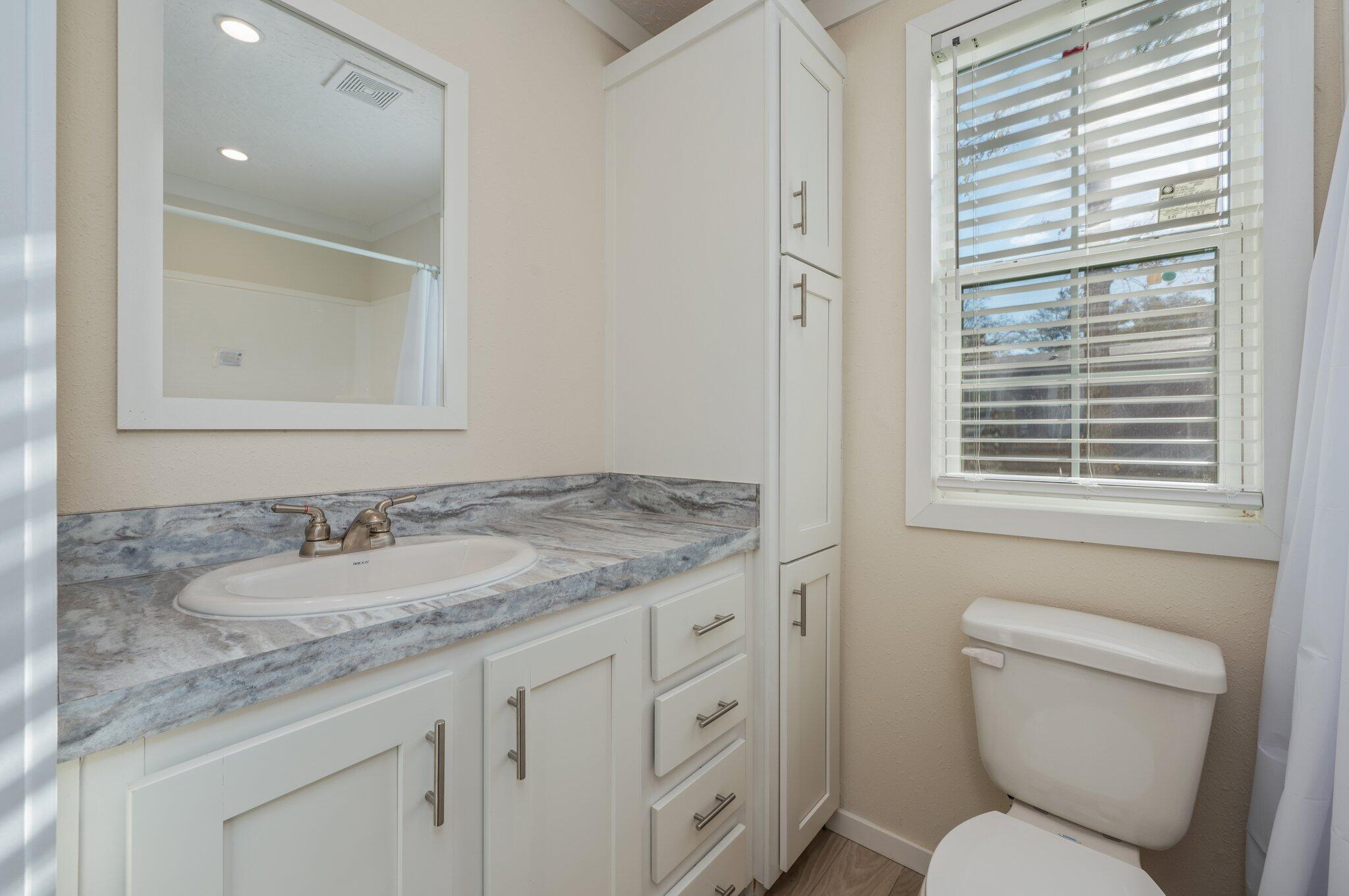 OAKWOOD HILLS UNIT 1 - Residential