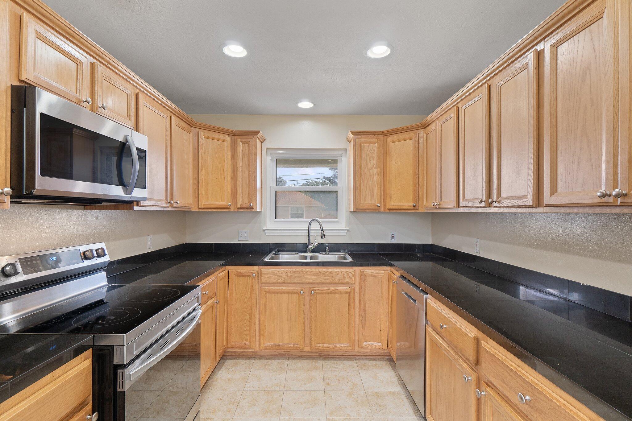 ORION LAKE - Residential