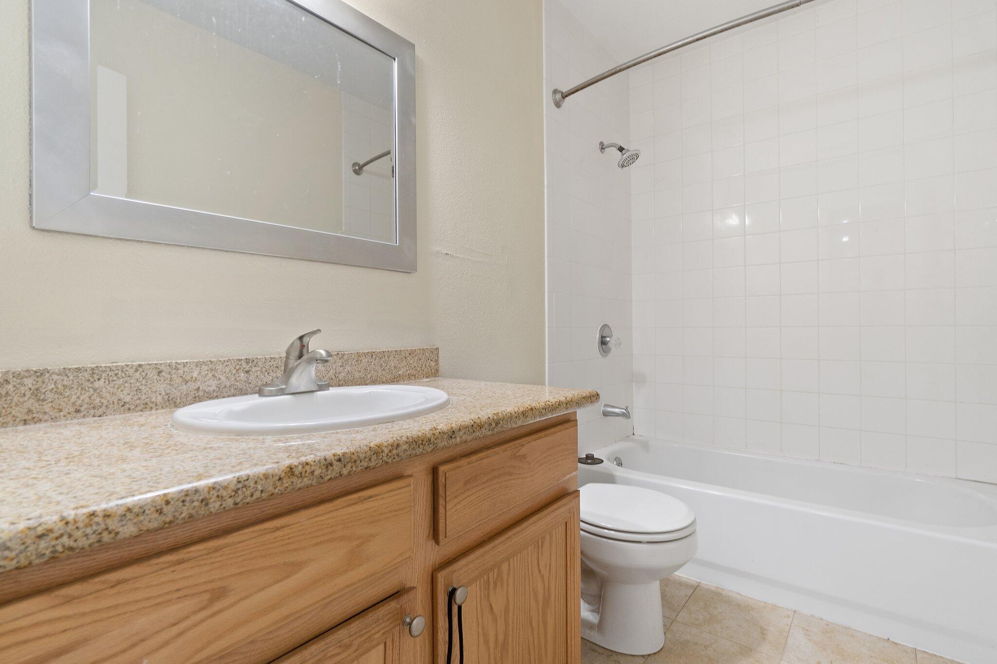 ORION LAKE - Residential