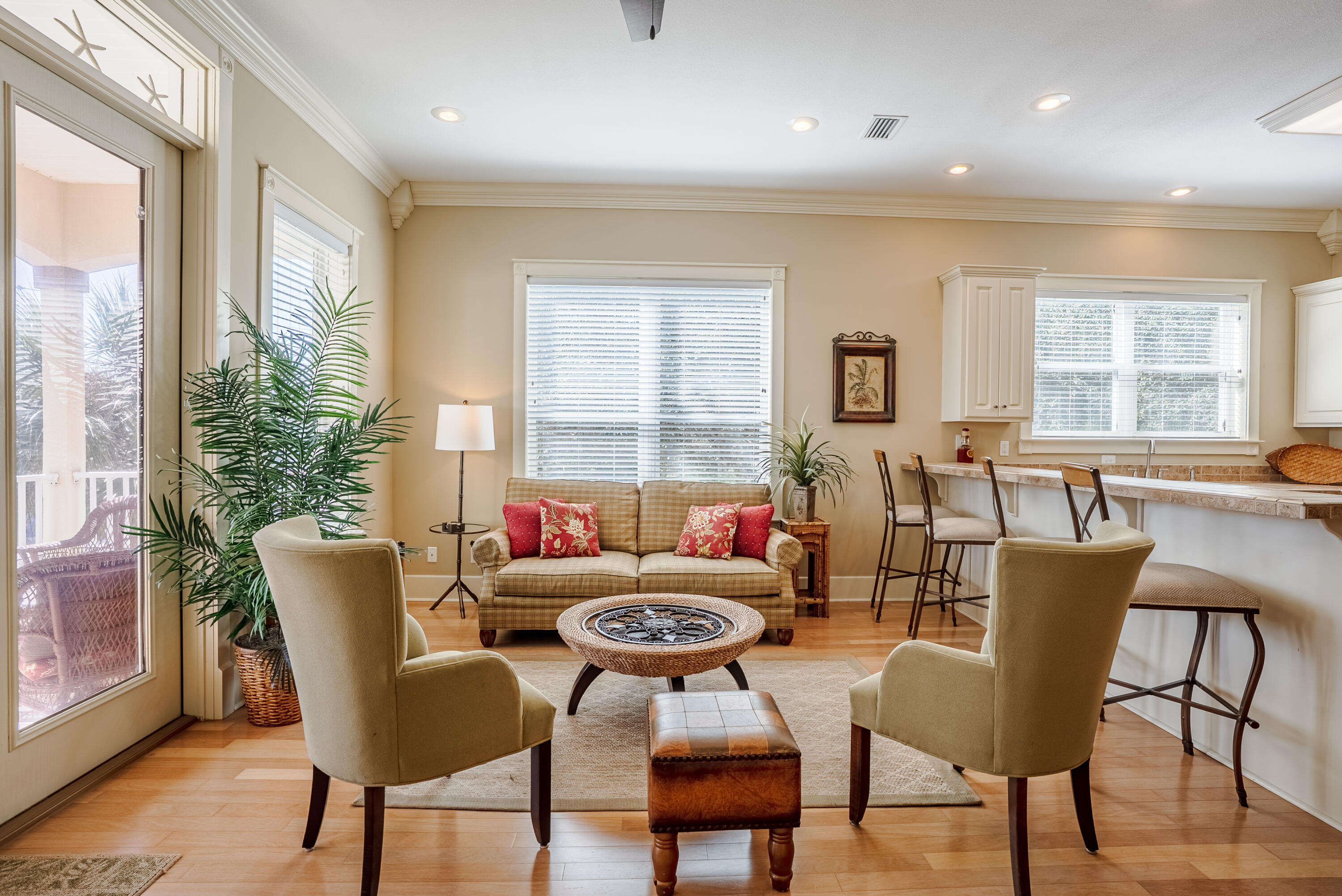 LA VALENCIA BEACH RESORT - Residential