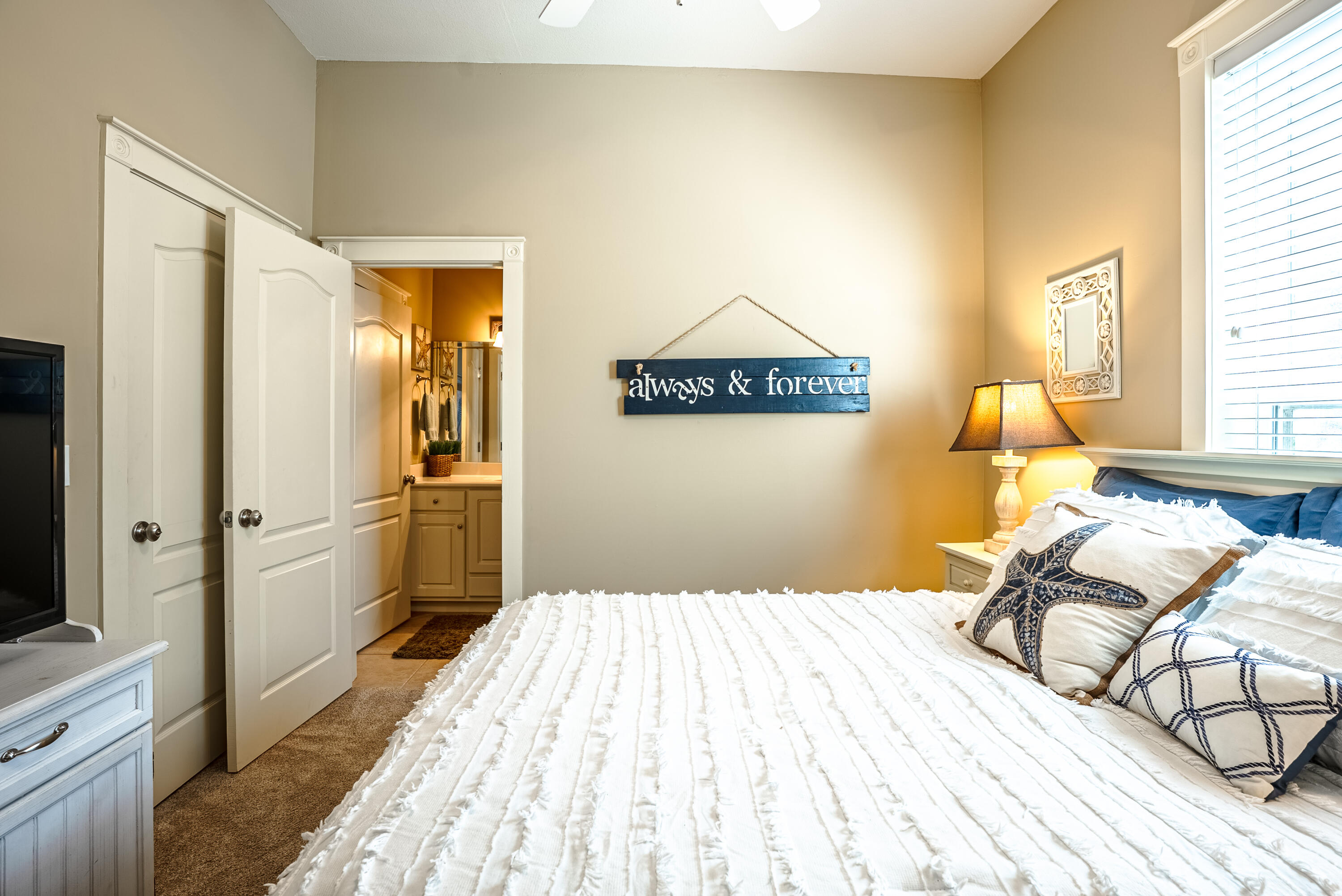 LA VALENCIA BEACH RESORT - Residential