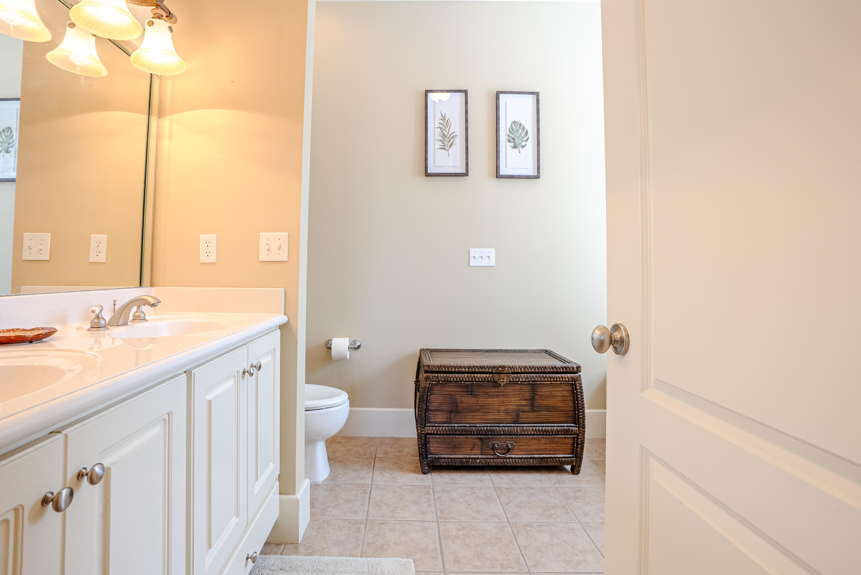 LA VALENCIA BEACH RESORT - Residential