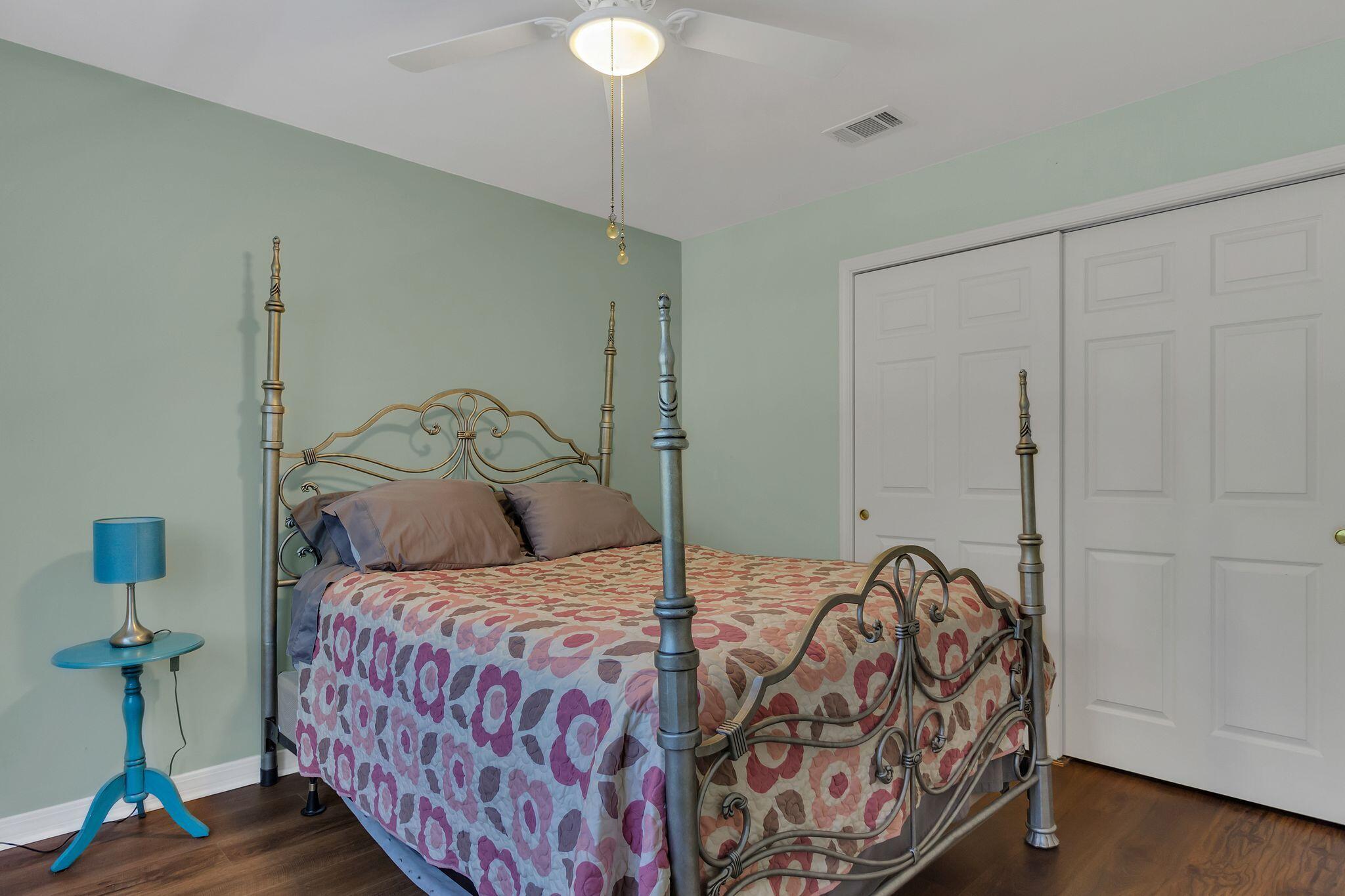 SHIRKS BAYOU - Residential