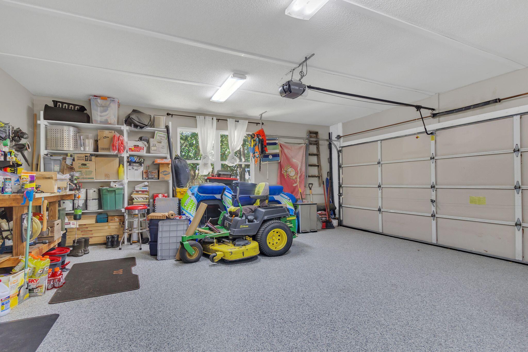 SHIRKS BAYOU - Residential