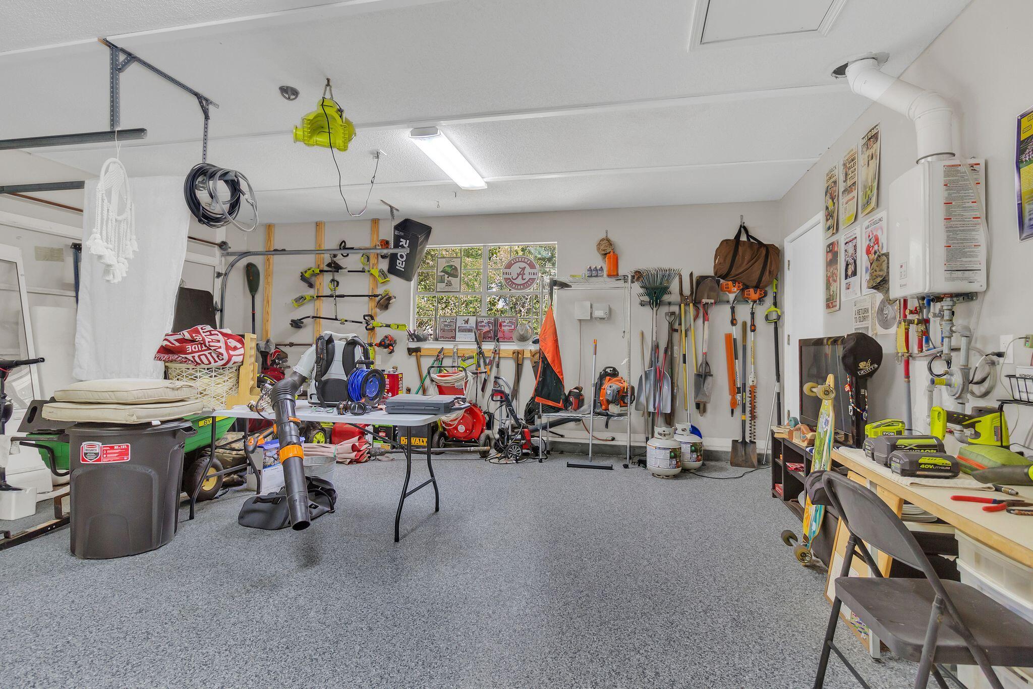 SHIRKS BAYOU - Residential