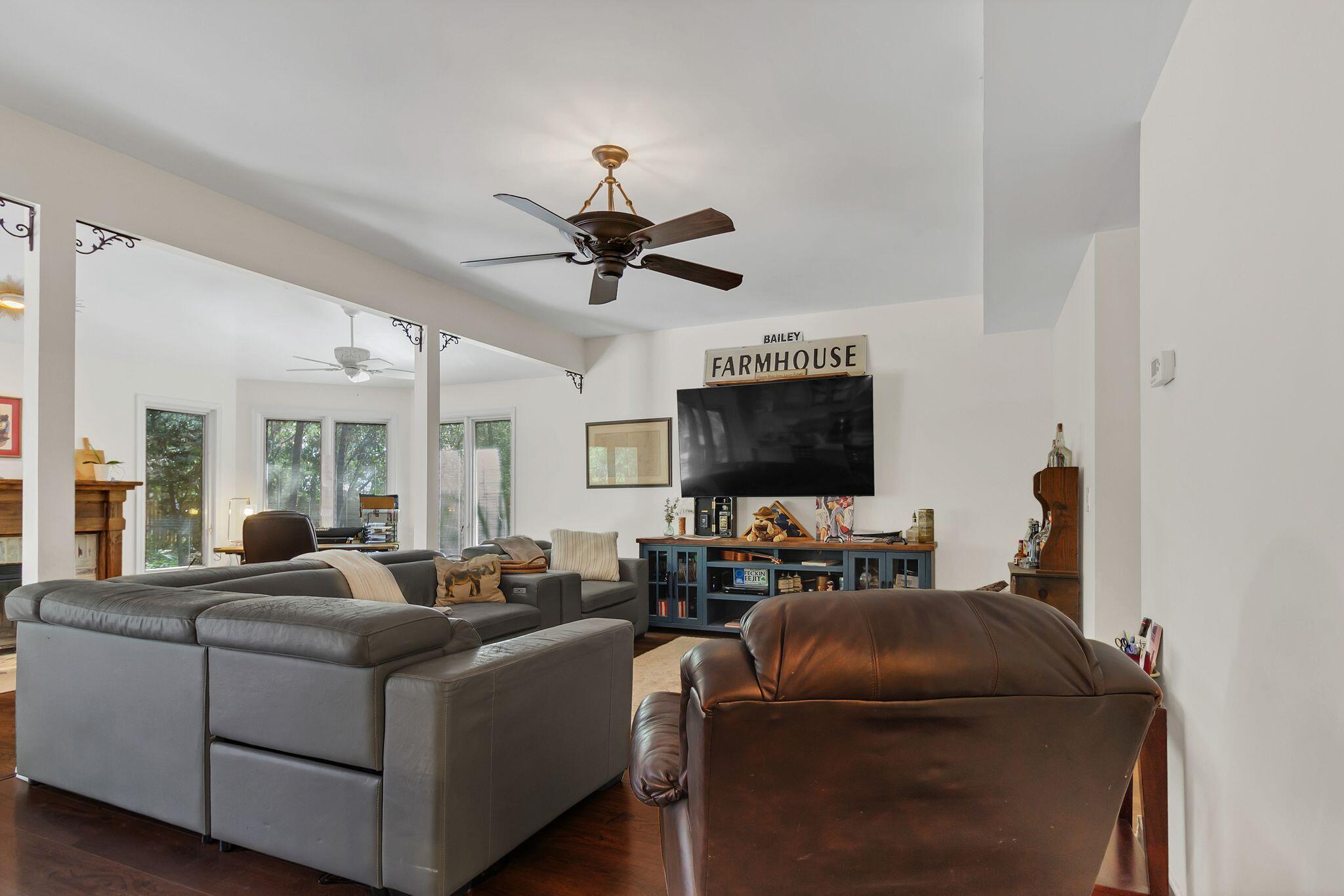 SHIRKS BAYOU - Residential