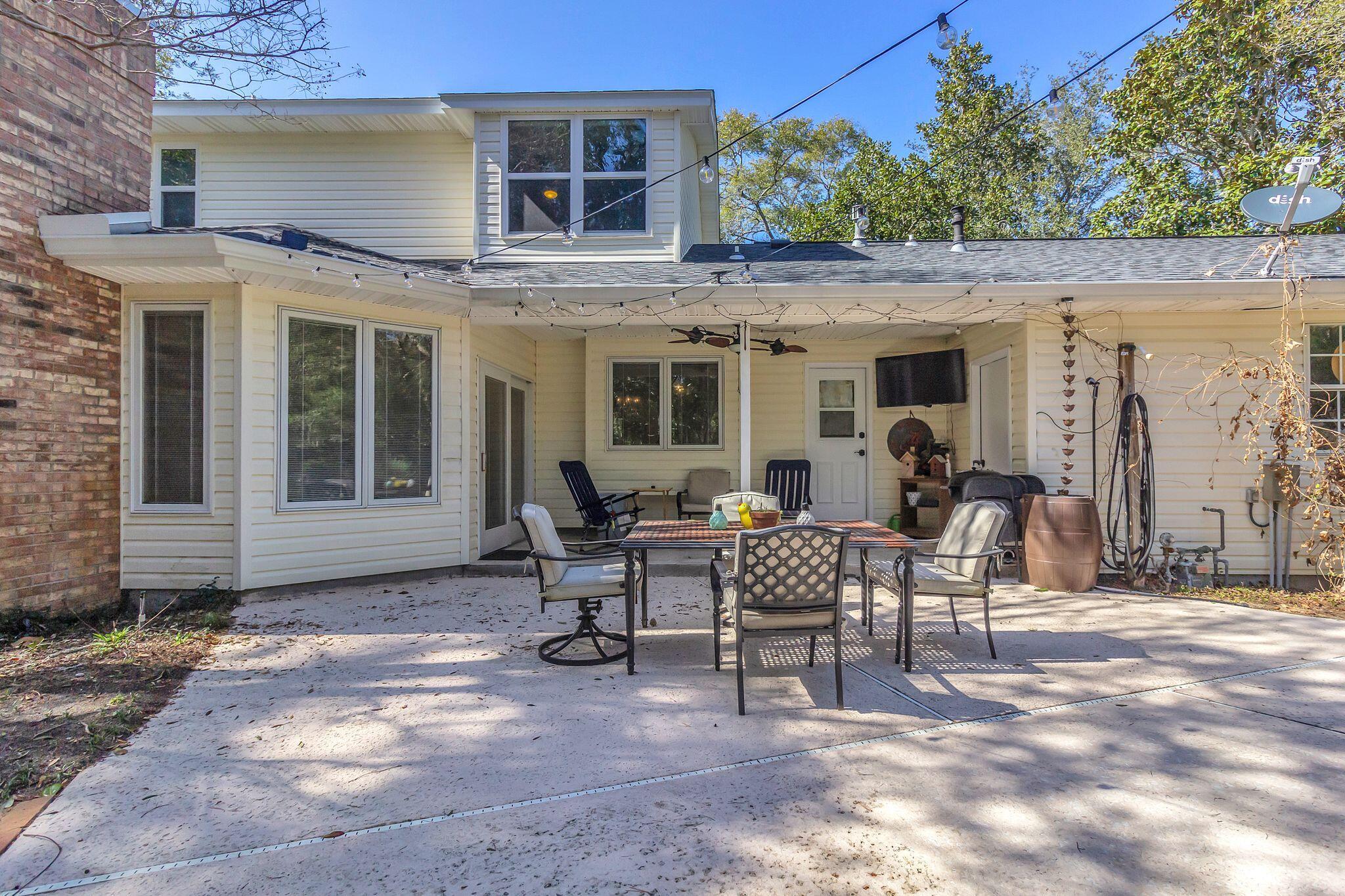 SHIRKS BAYOU - Residential