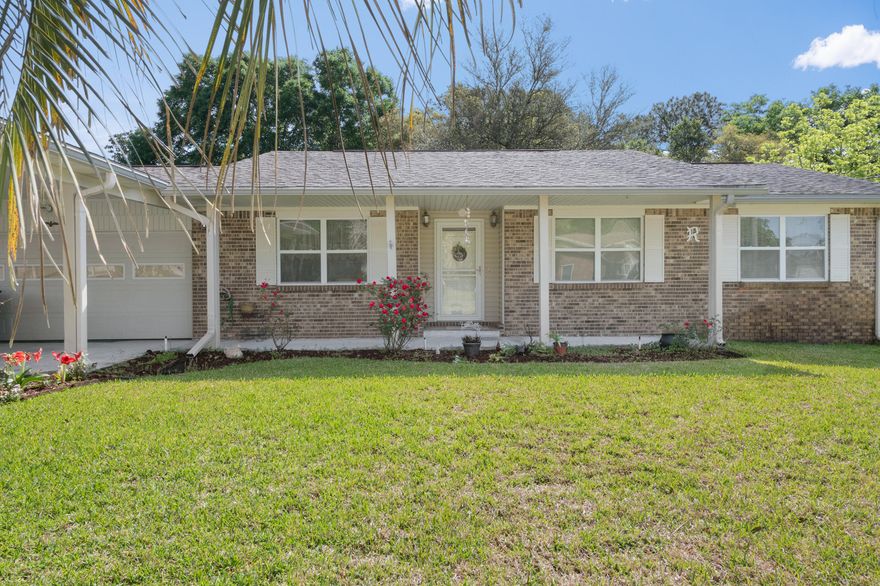 Come see this lovely Niceville home! Property has been very well cared for and is in wonderful condition despite the age. This home is move-in ready, make your updates and renovations slowly.