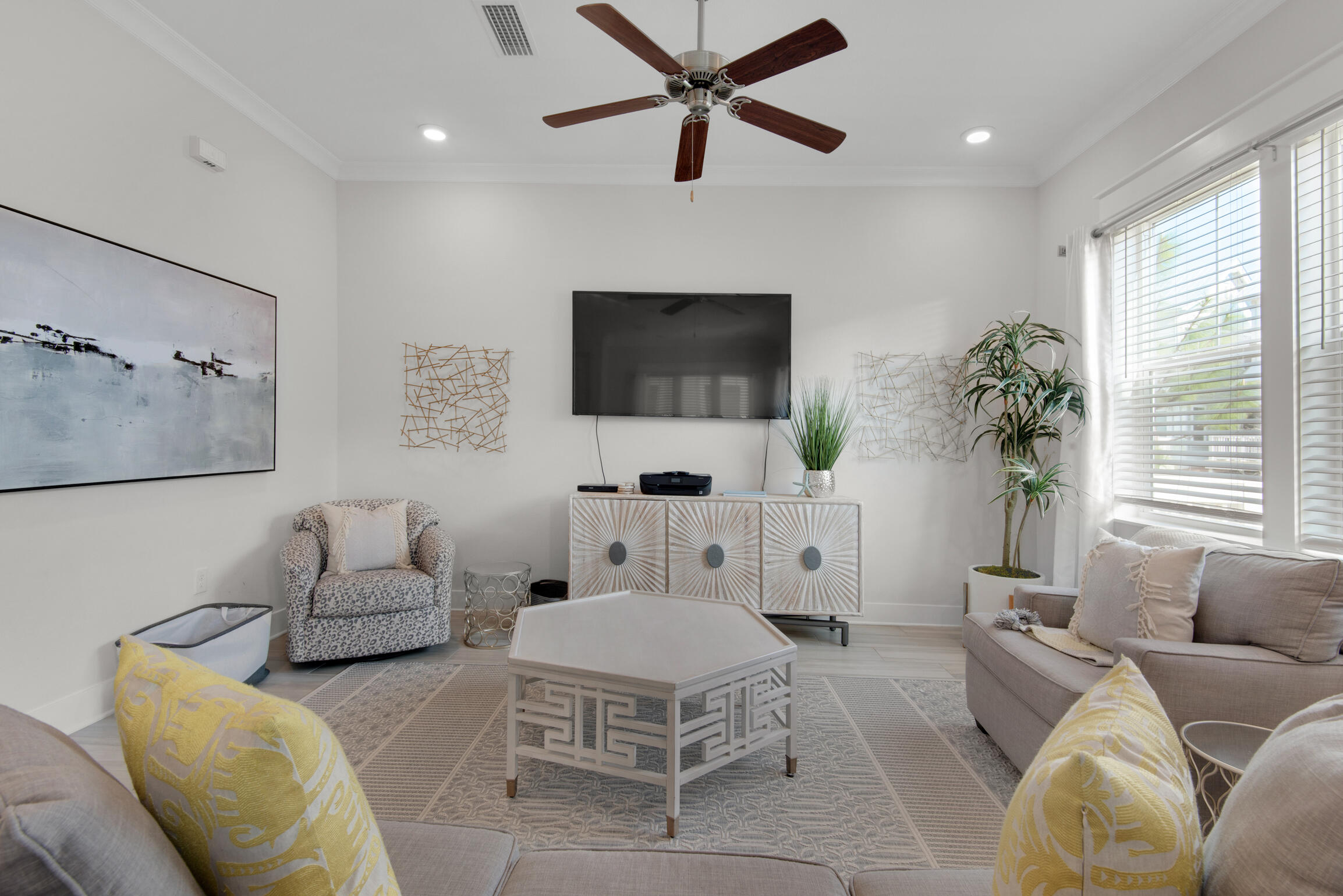 PROMINENCE - Residential