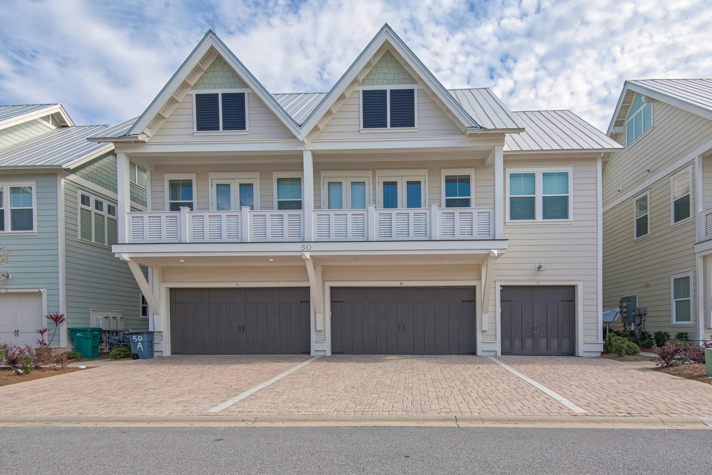 PROMINENCE - Residential