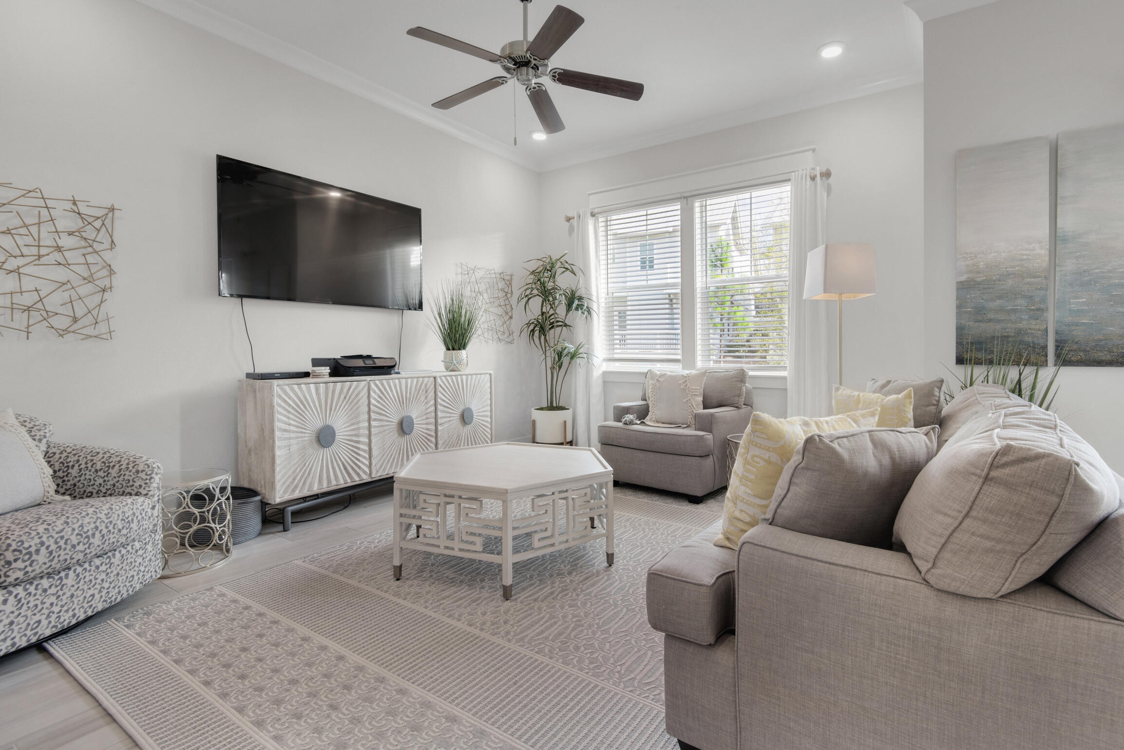 PROMINENCE - Residential