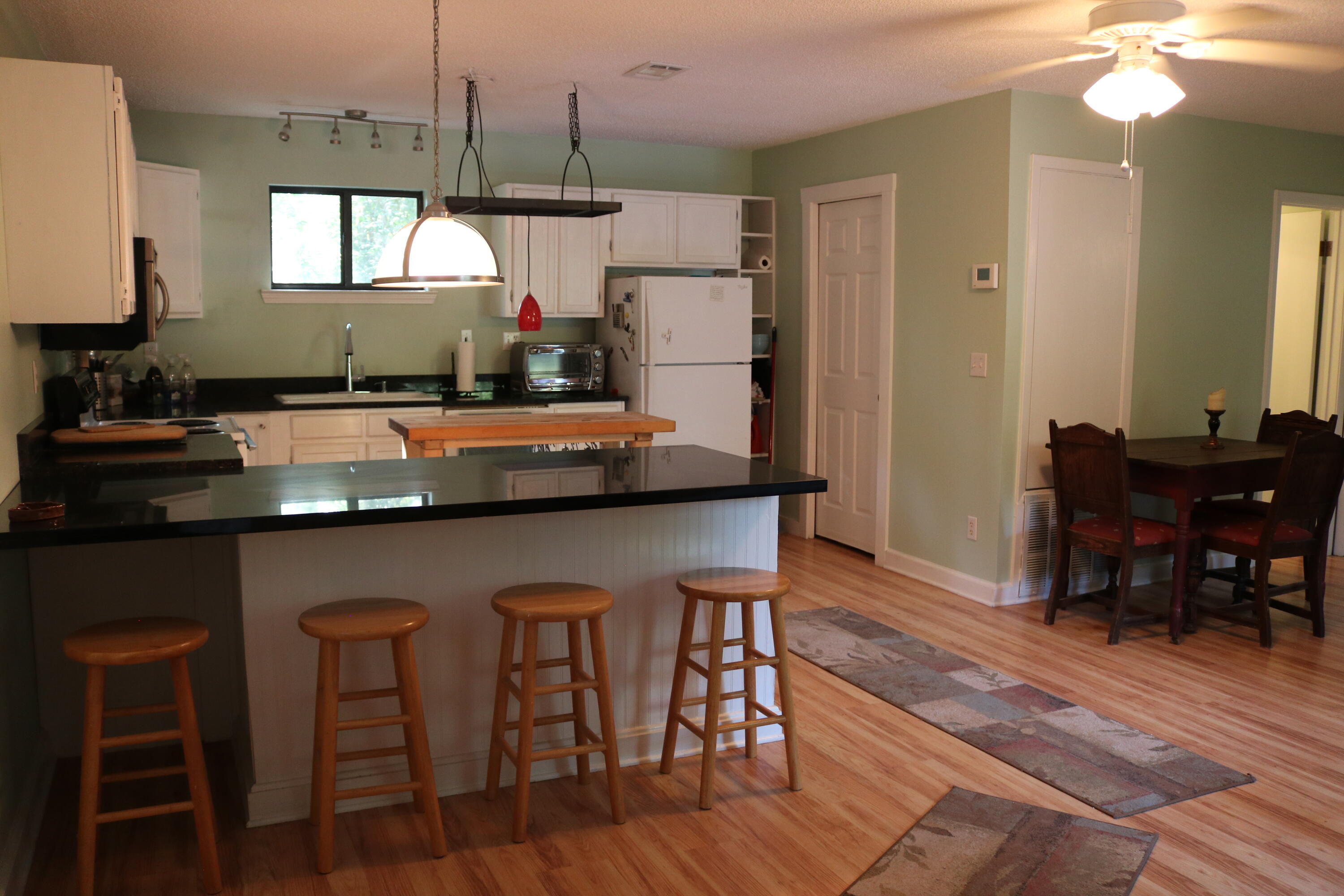 HOWELLS BLUFF - Residential