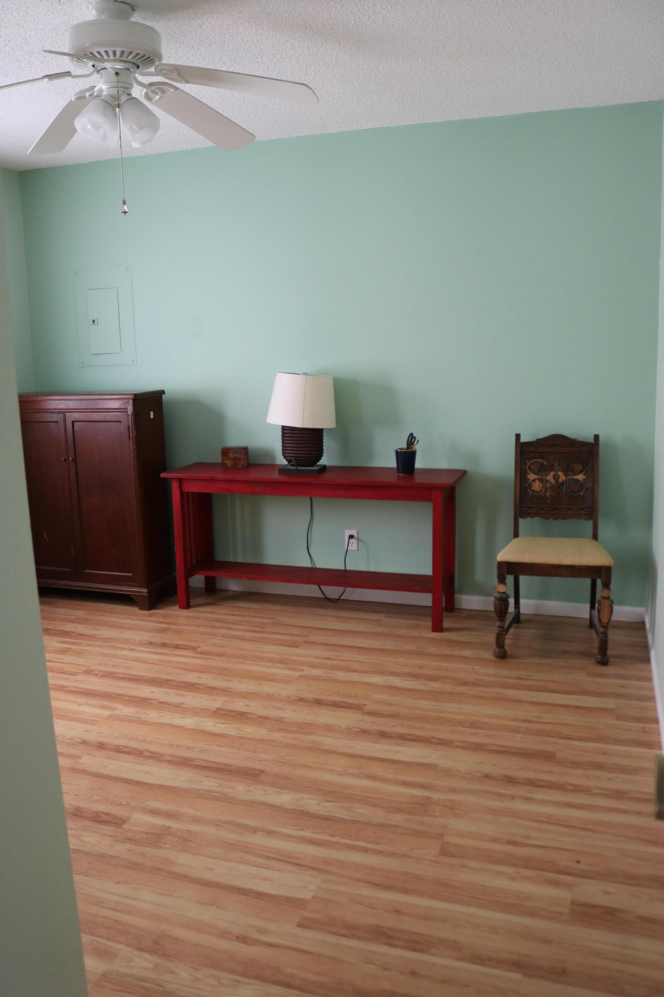 HOWELLS BLUFF - Residential