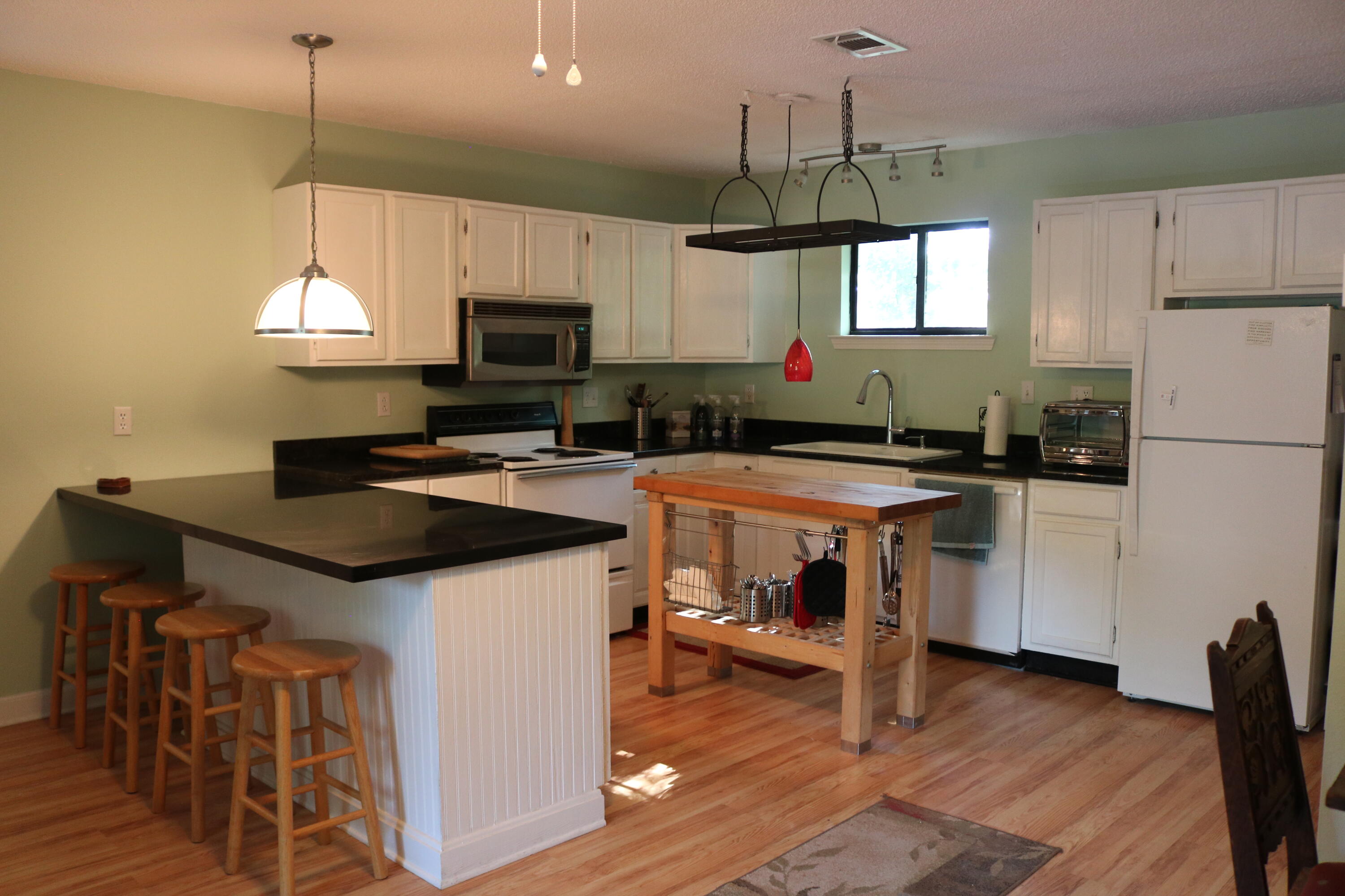 HOWELLS BLUFF - Residential