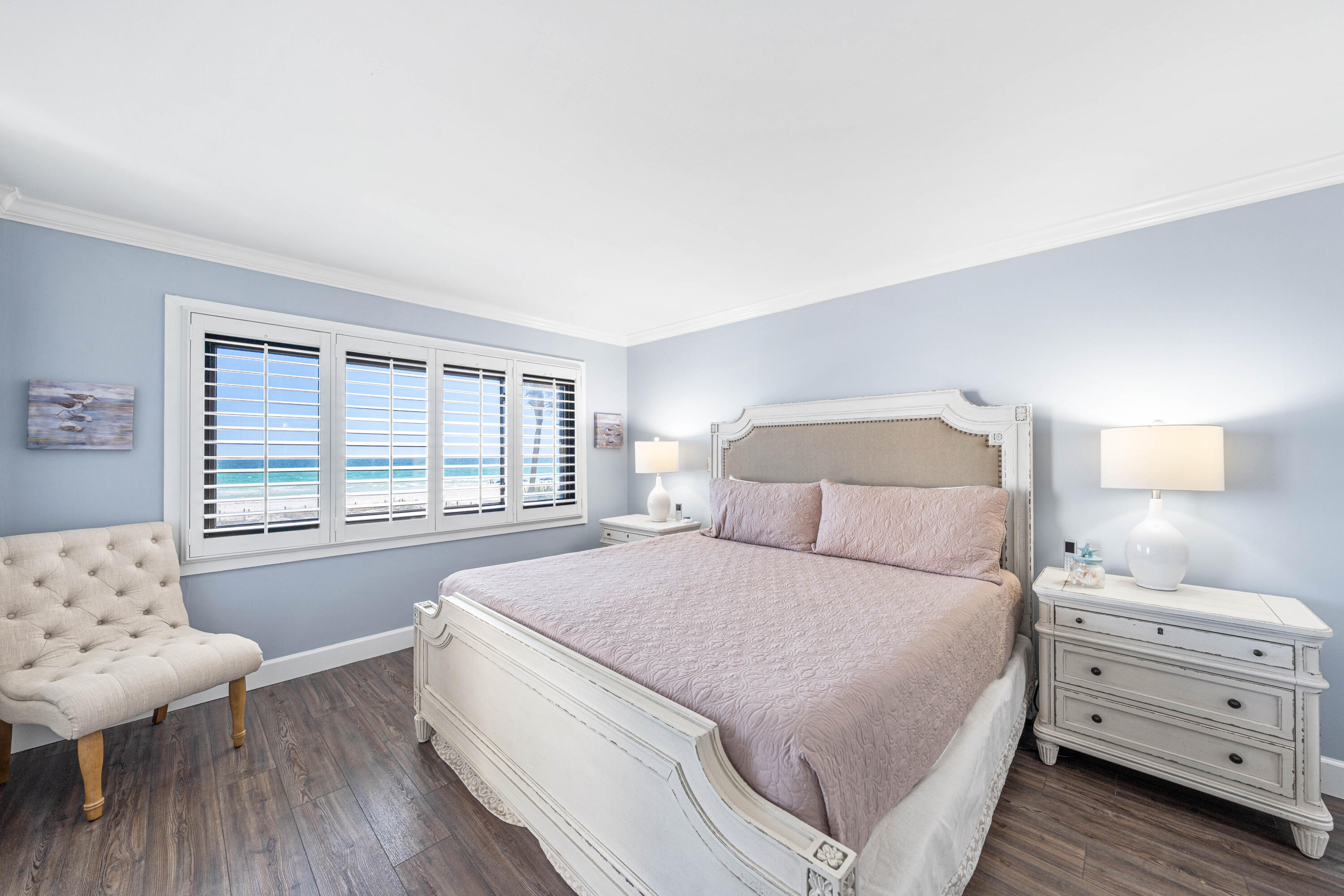 Emerald Towers Condiminium - Residential