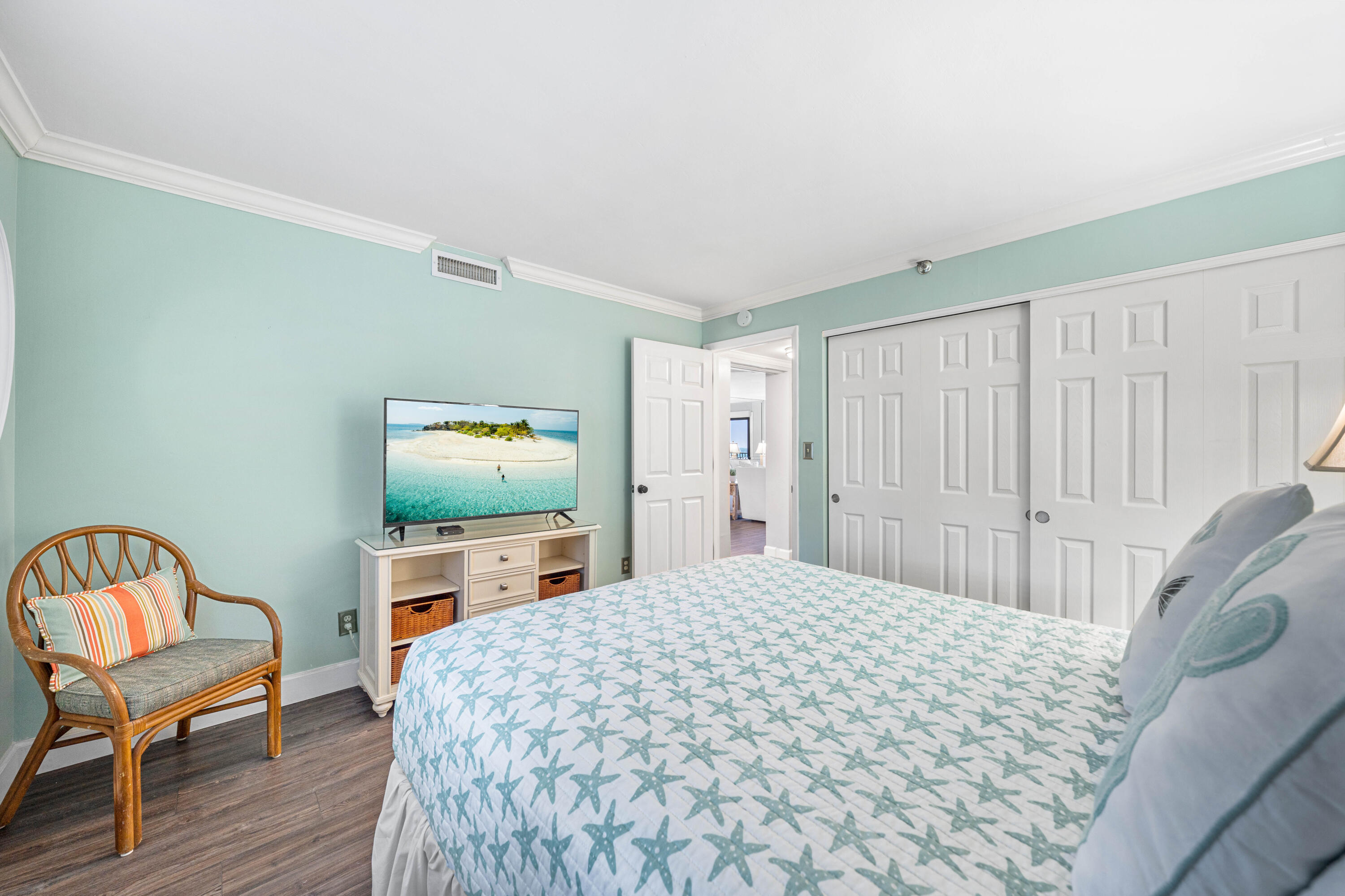 Emerald Towers Condiminium - Residential