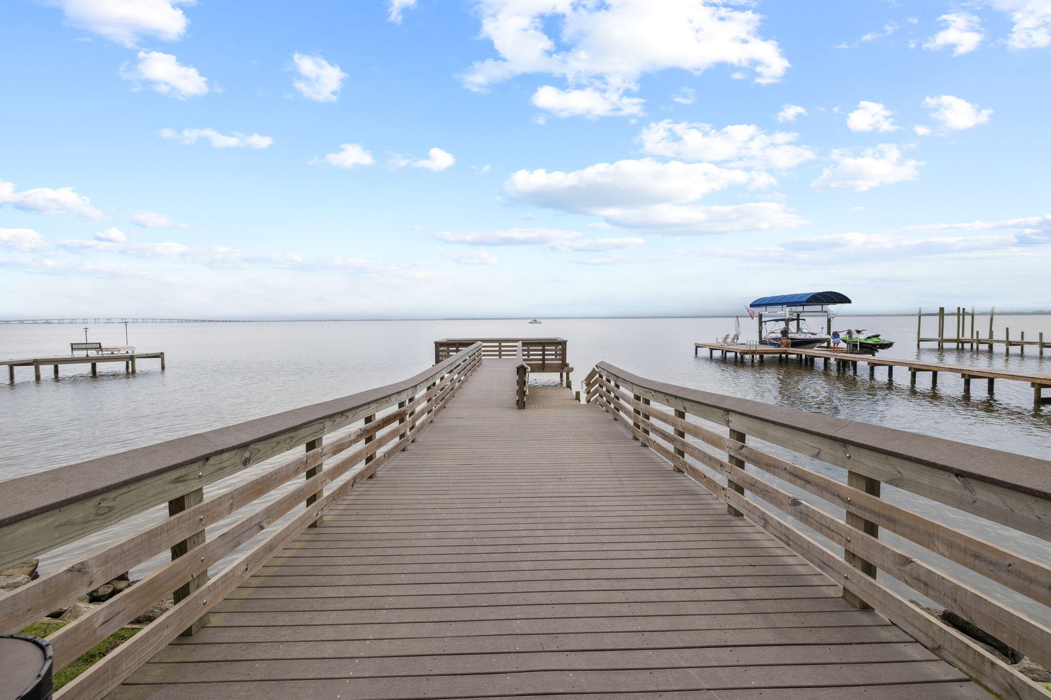 MAGNOLIA BEACH - Land