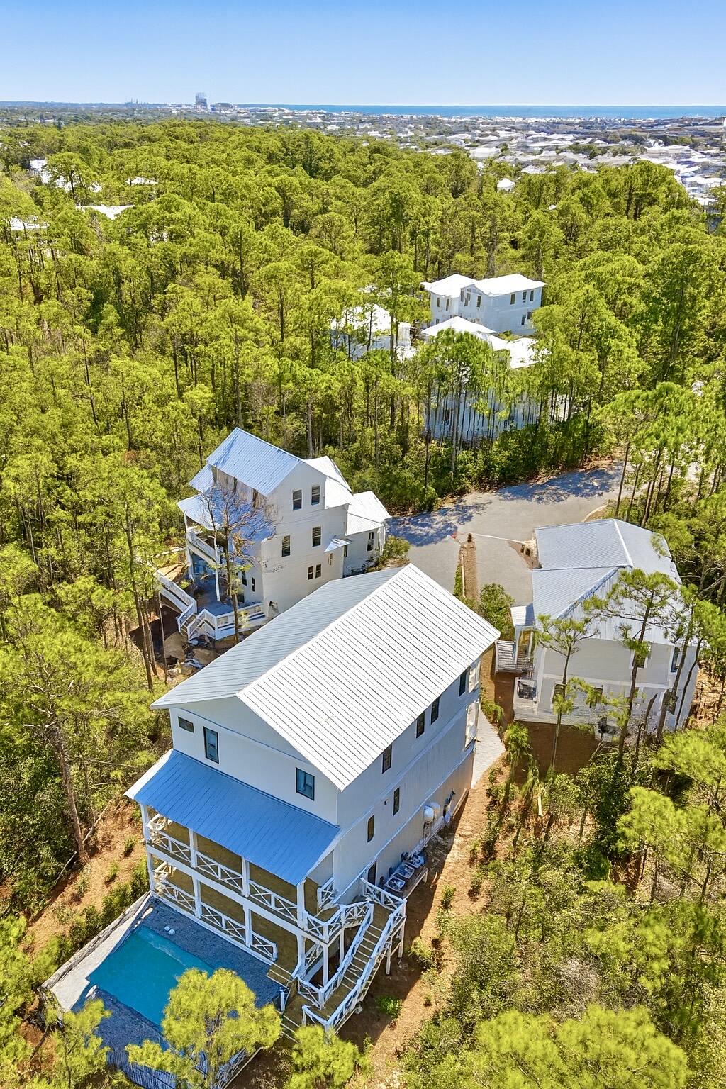 Treetop S/D - Residential