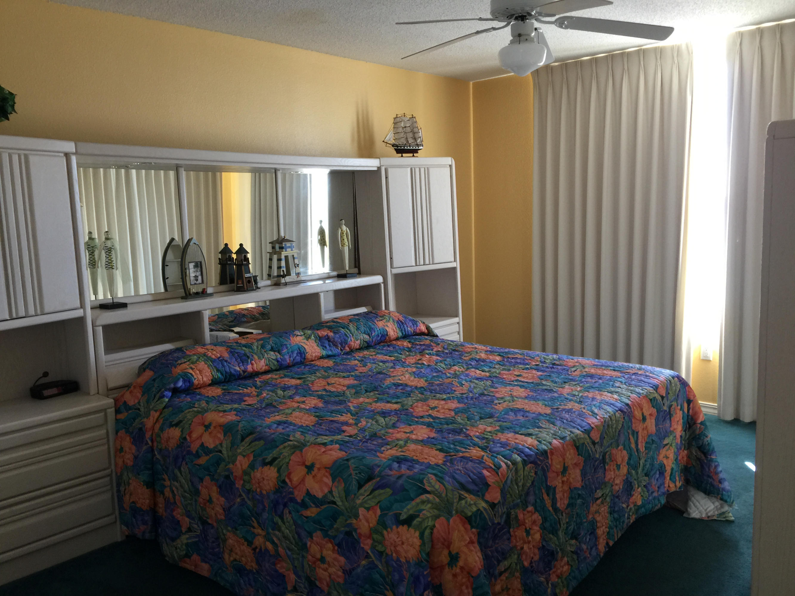 ISLAND PRINCESS UNIT 515 - Residential