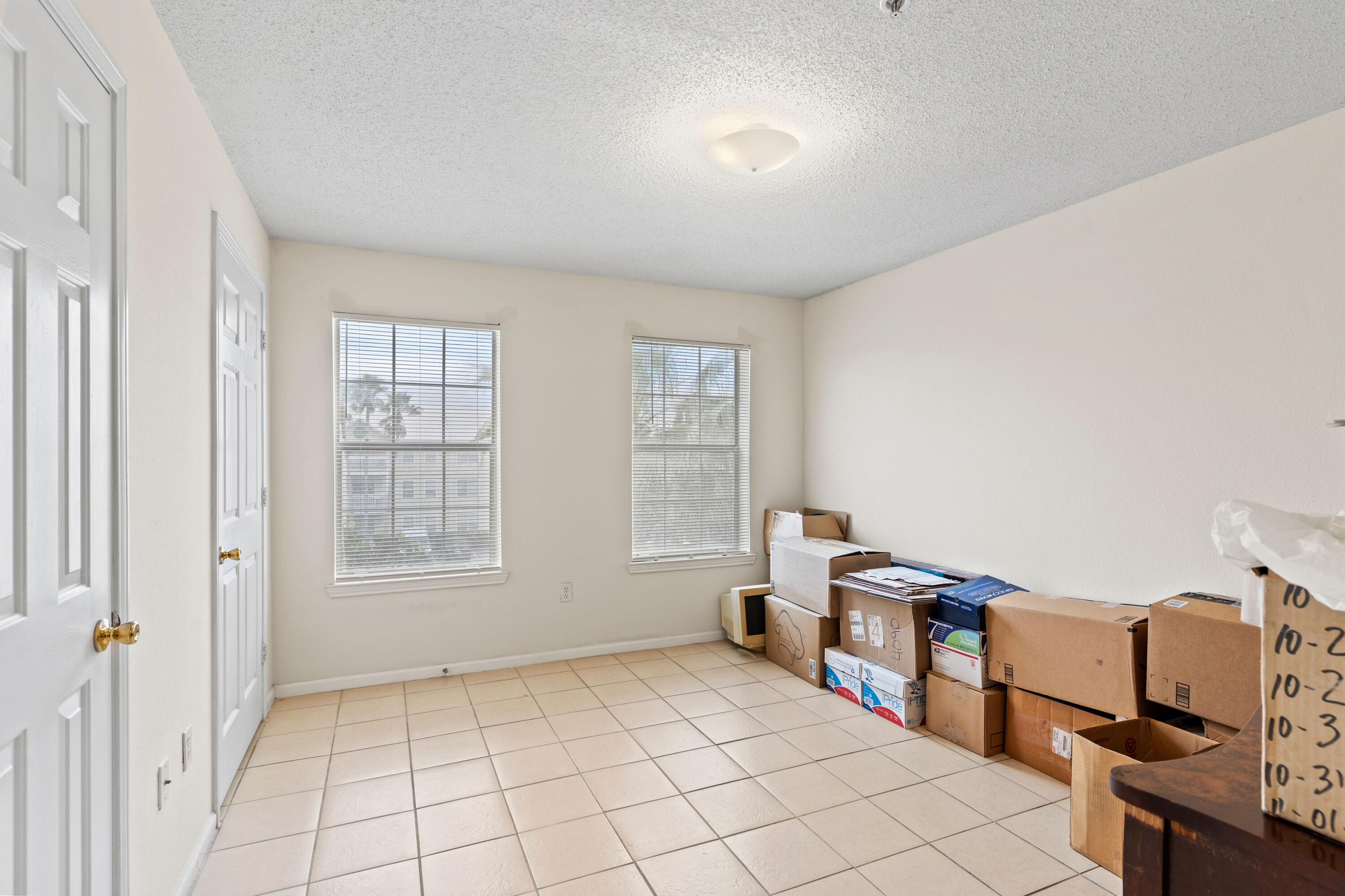 INDIAN LAKE - Residential