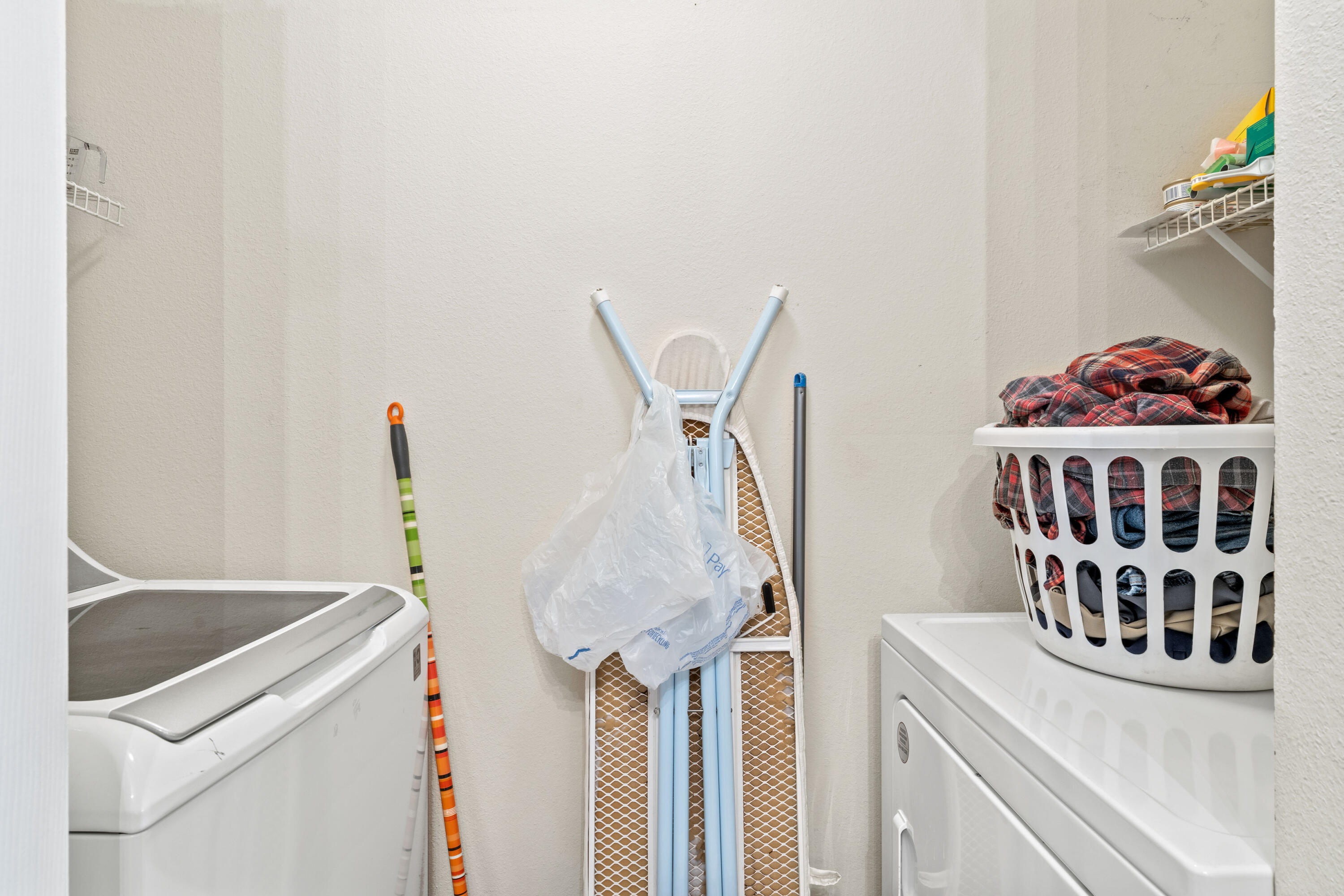 INDIAN LAKE - Residential