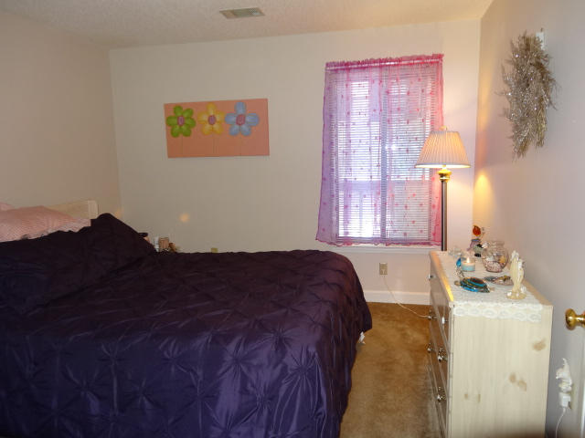 LAKESIDE CONDO AT BLUEWATER BAY - Residential