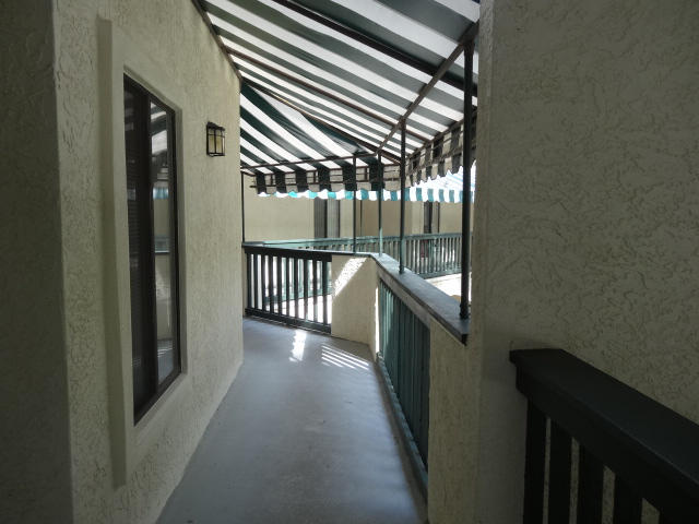 LAKESIDE CONDO AT BLUEWATER BAY - Residential