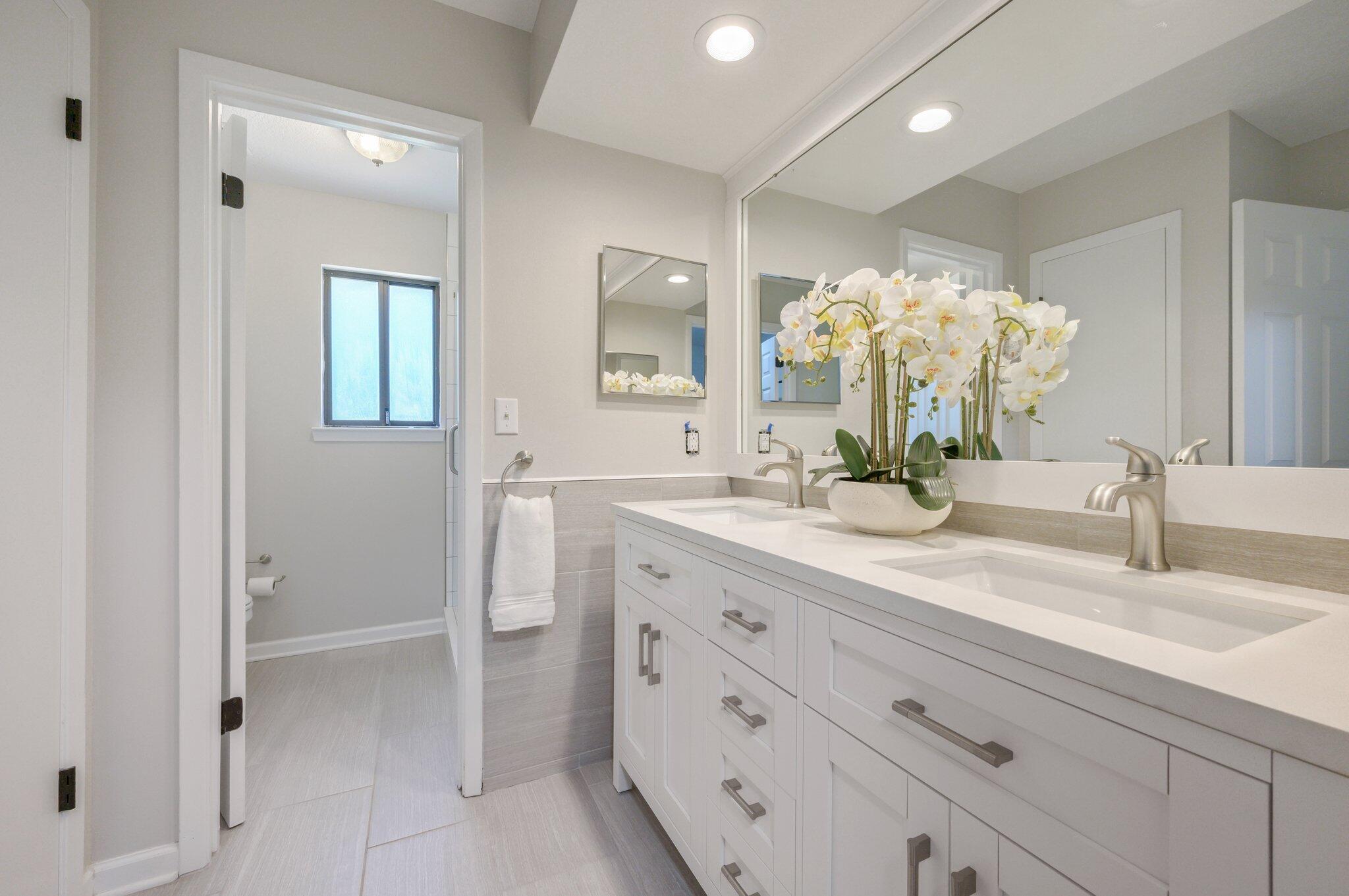 LIDO VILLAGE - Residential