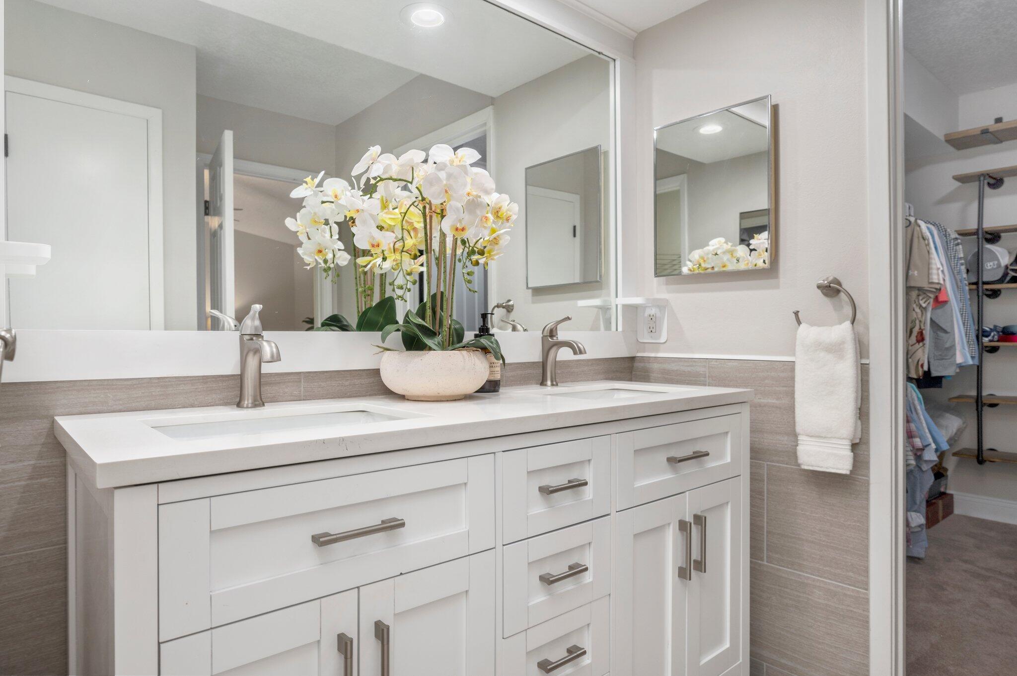 LIDO VILLAGE - Residential