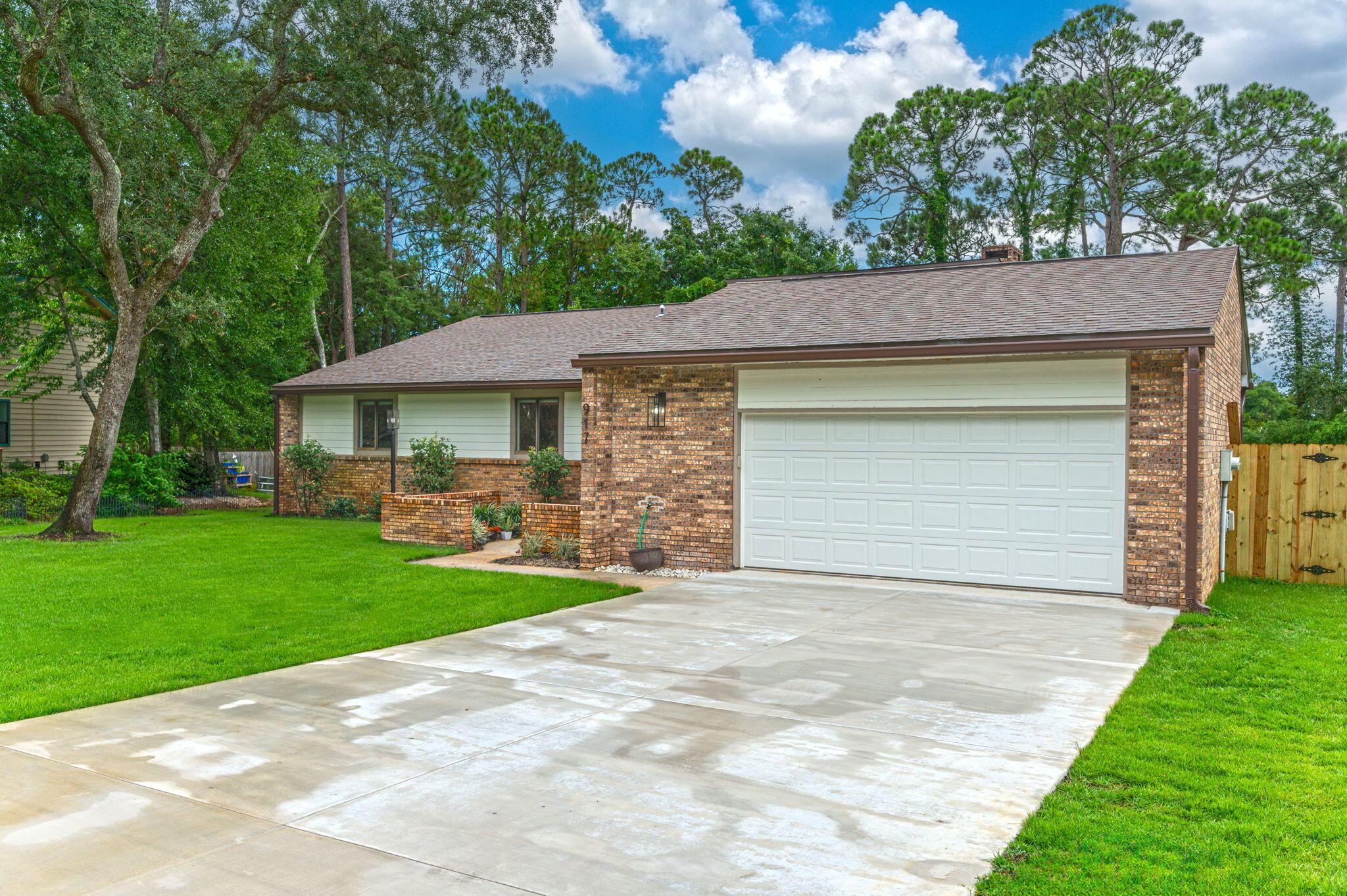 LIDO VILLAGE - Residential