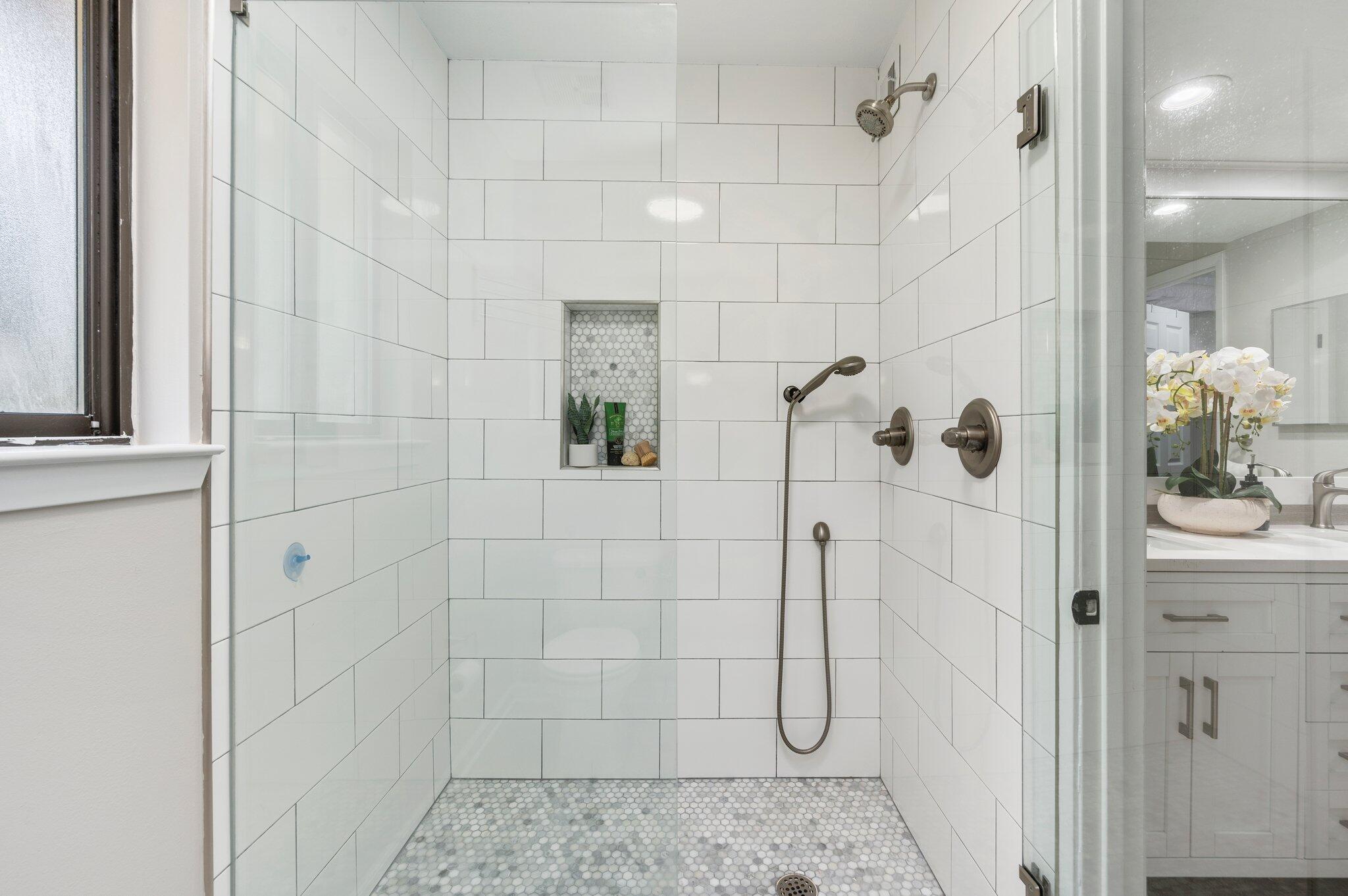 LIDO VILLAGE - Residential