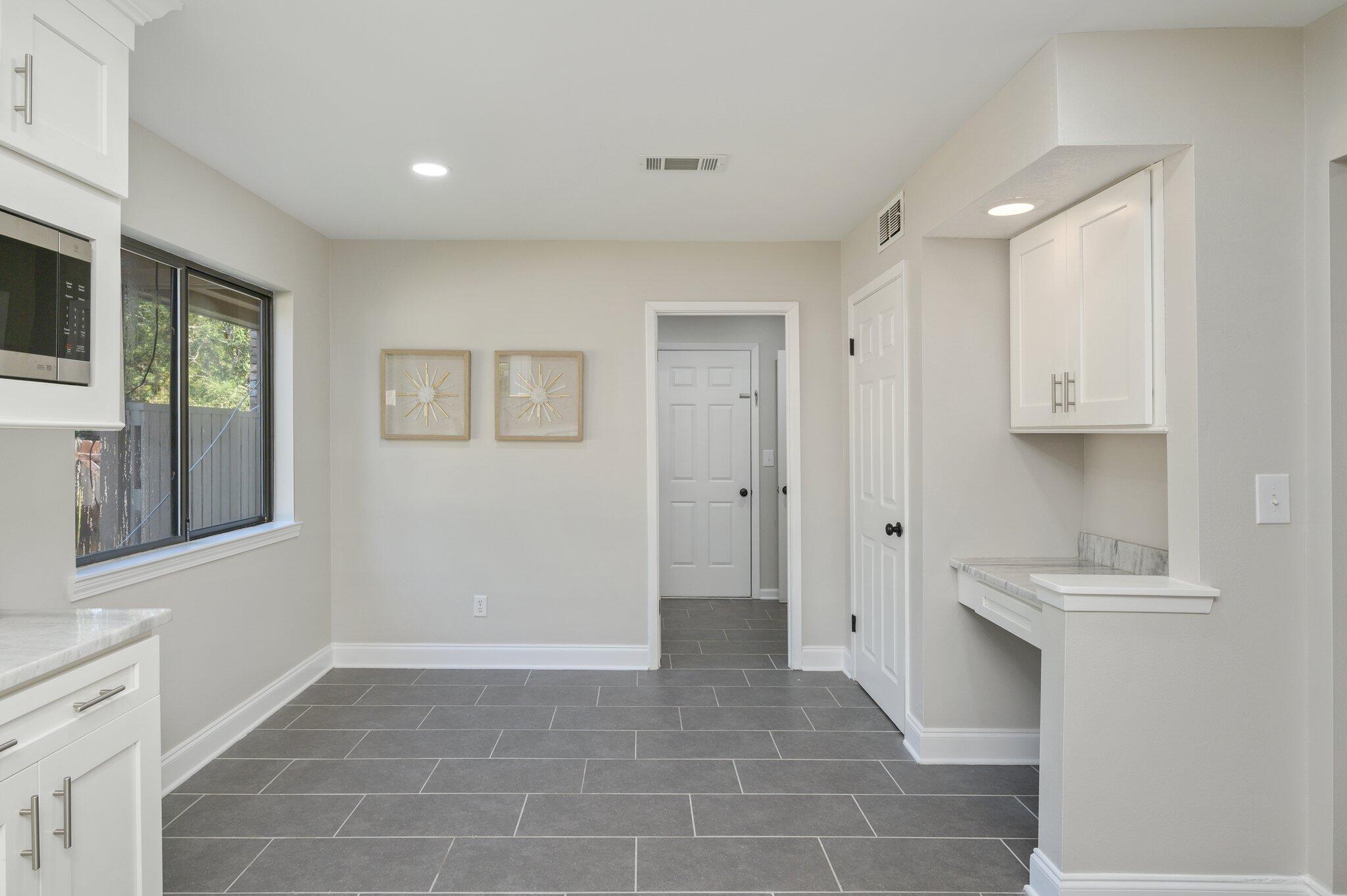 LIDO VILLAGE - Residential