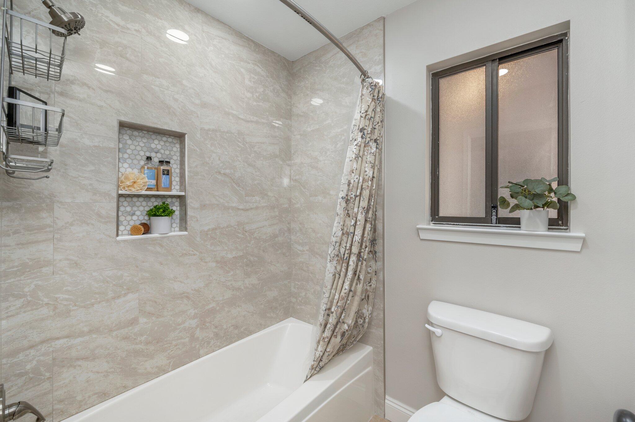 LIDO VILLAGE - Residential