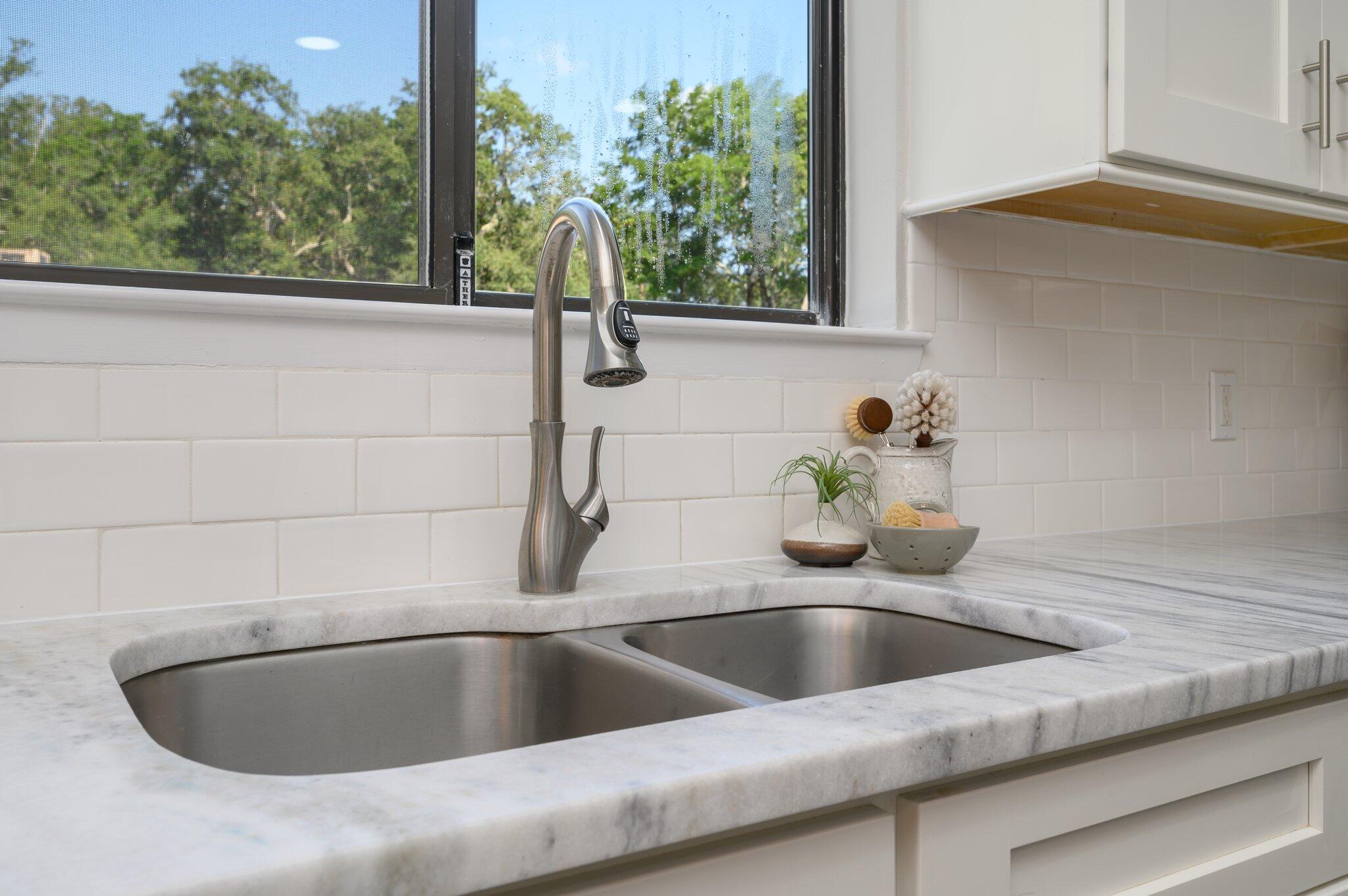 LIDO VILLAGE - Residential