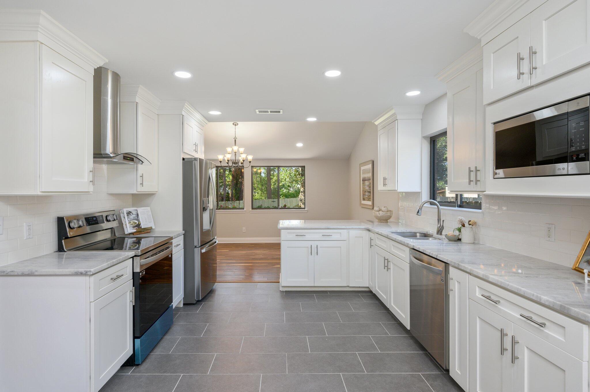 LIDO VILLAGE - Residential