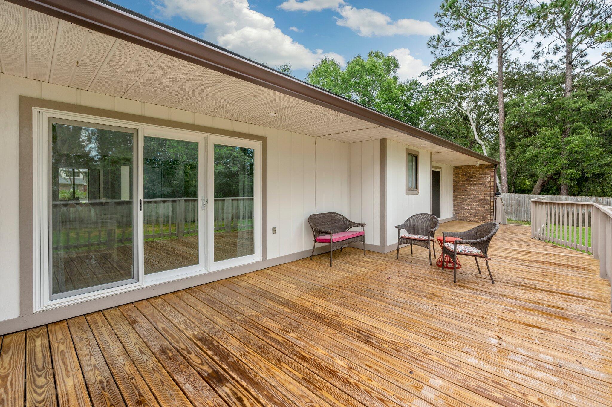 LIDO VILLAGE - Residential