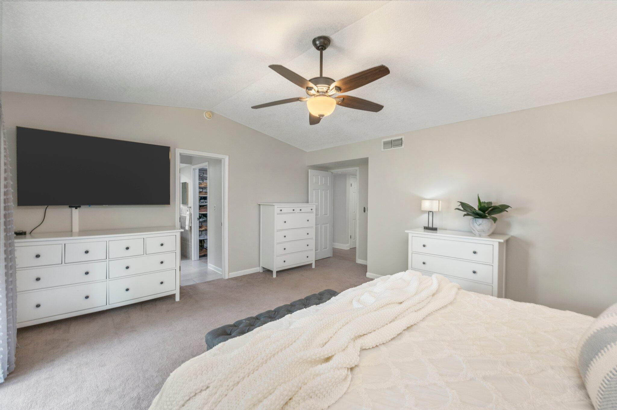 LIDO VILLAGE - Residential