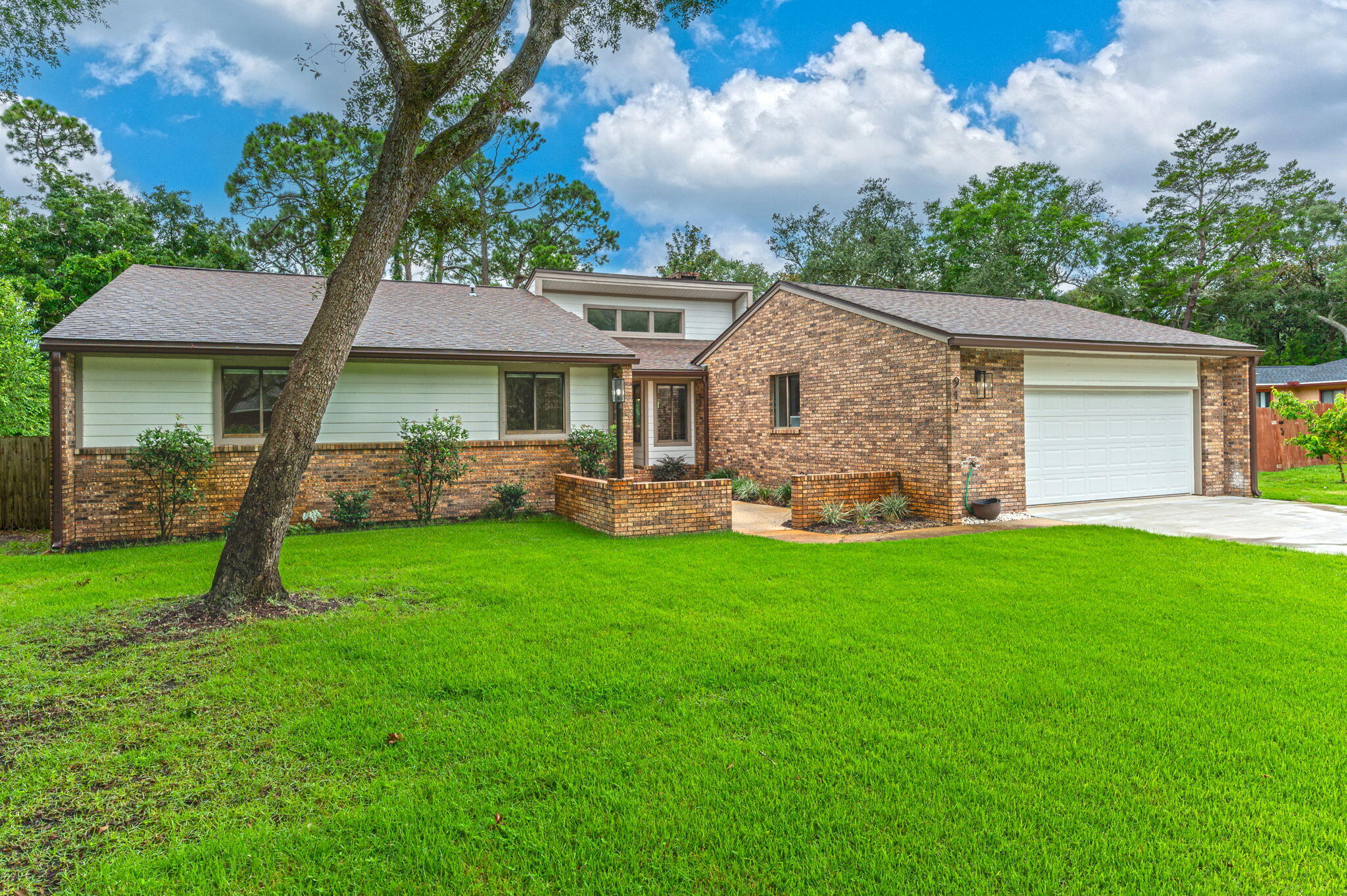 LIDO VILLAGE - Residential