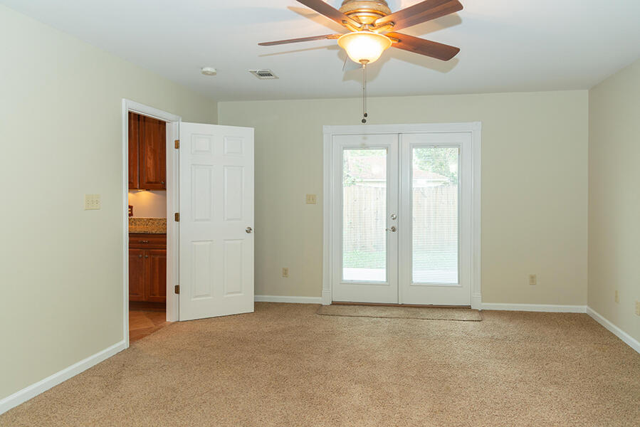 PINE MEADOWS 2ND ADDN - Residential Lease