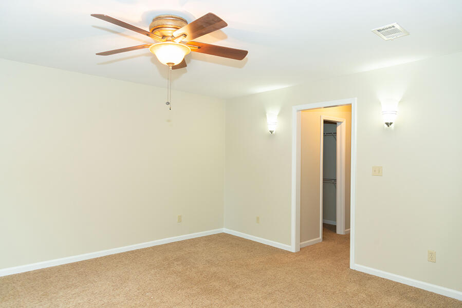 PINE MEADOWS 2ND ADDN - Residential Lease