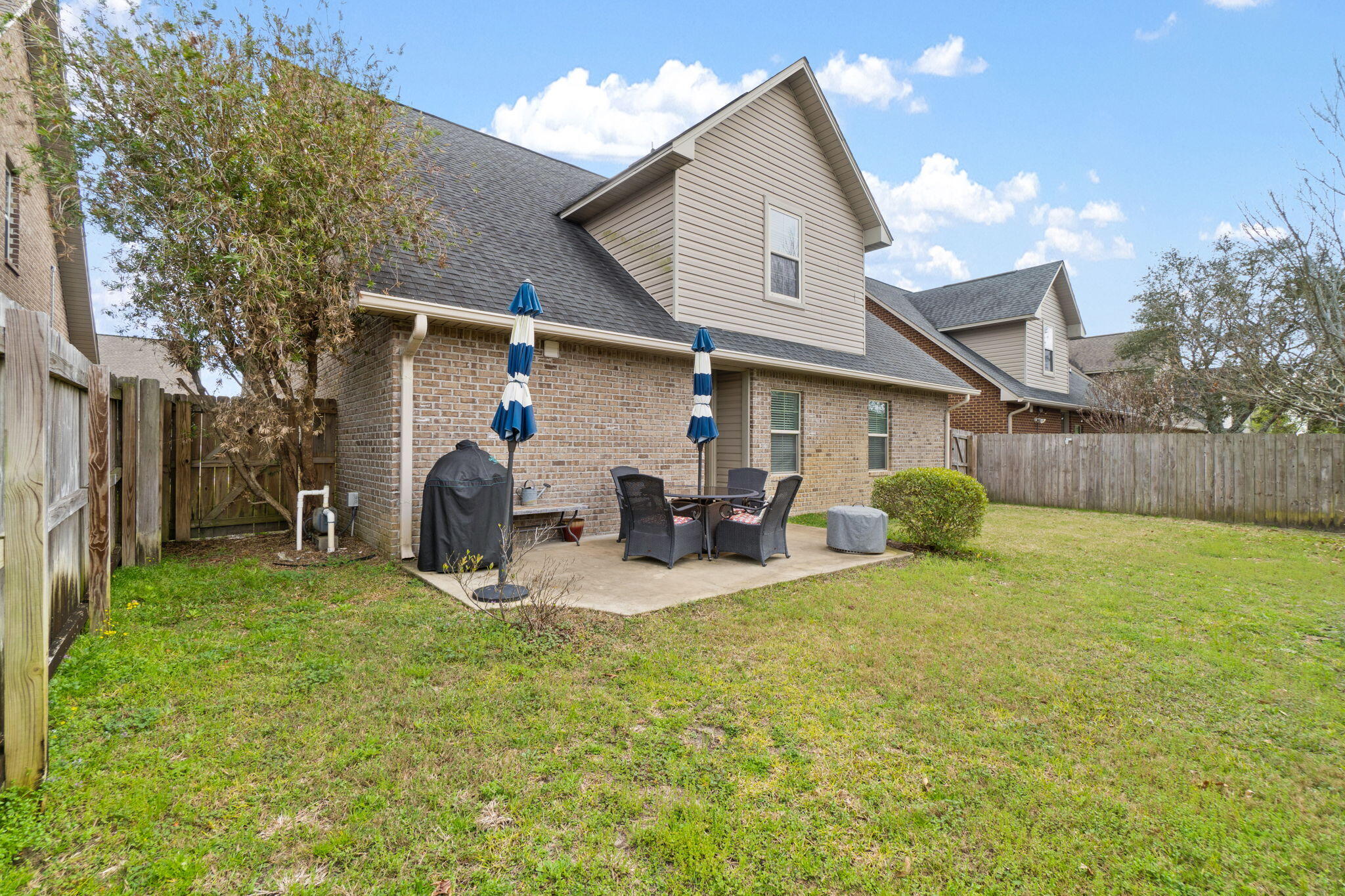 SOUNDSIDE MOORINGS - Residential