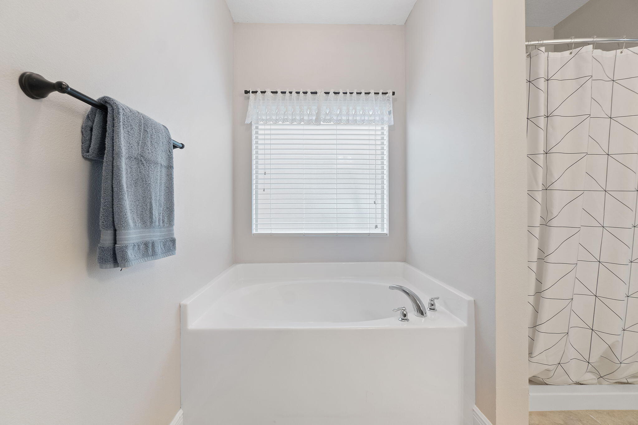 SOUNDSIDE MOORINGS - Residential