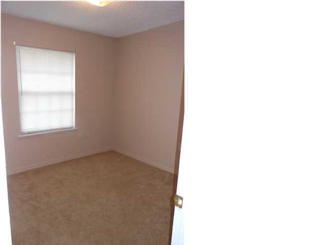 WYNNEHAVEN BEACH ESTATES 1ST ADDN - Residential Lease