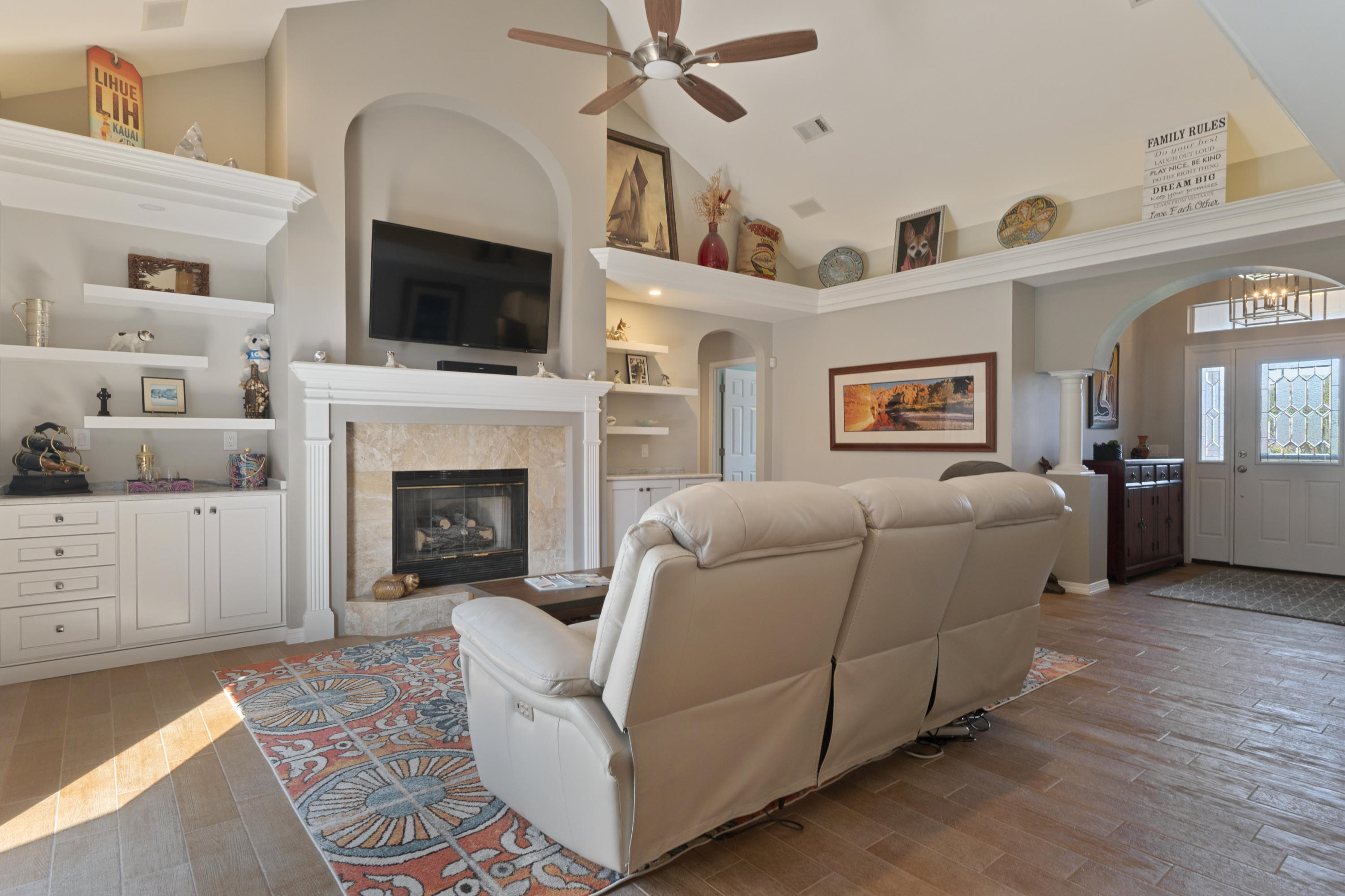 AVALON BEACH ESTATES - Residential