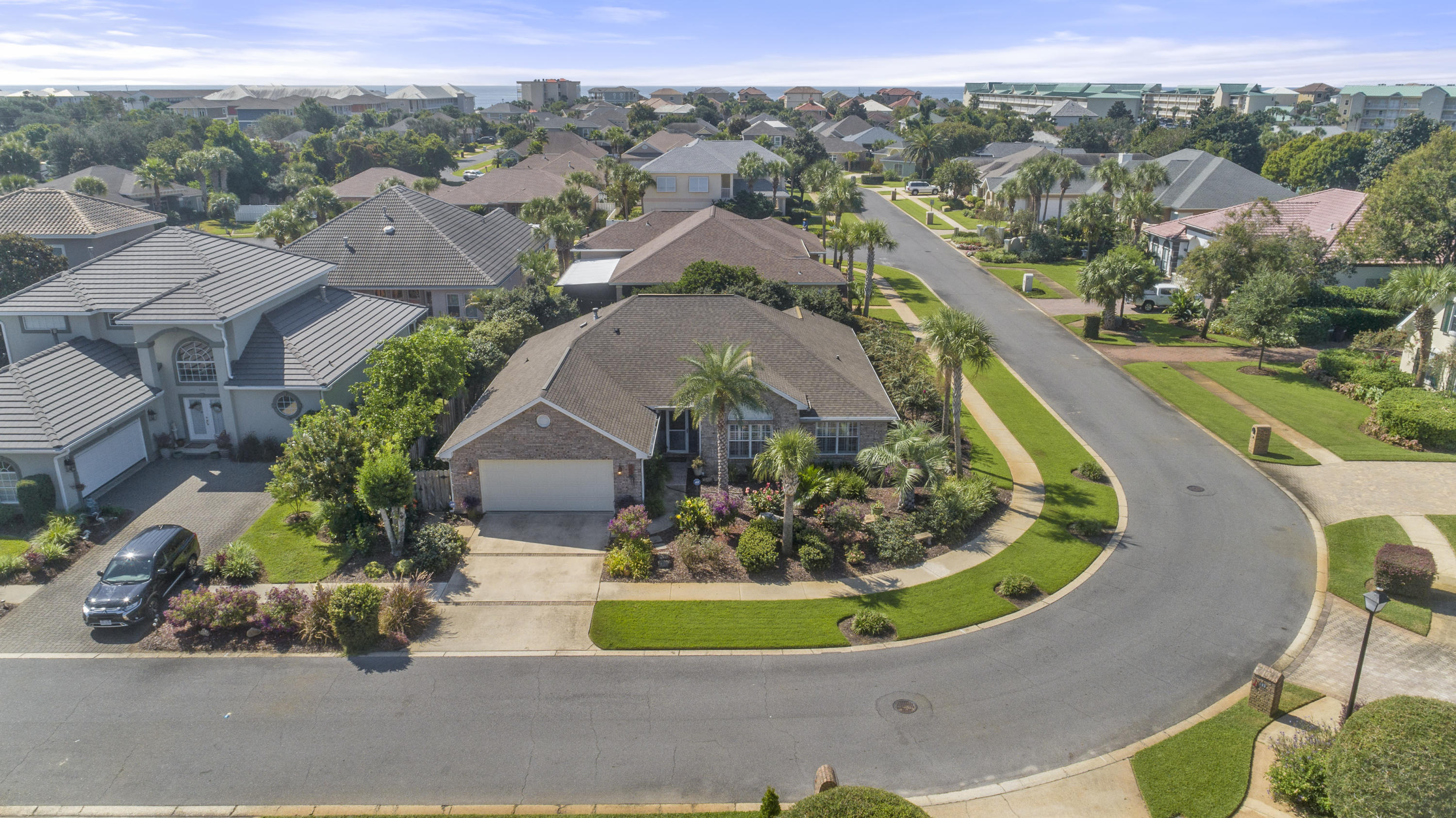 AVALON BEACH ESTATES - Residential