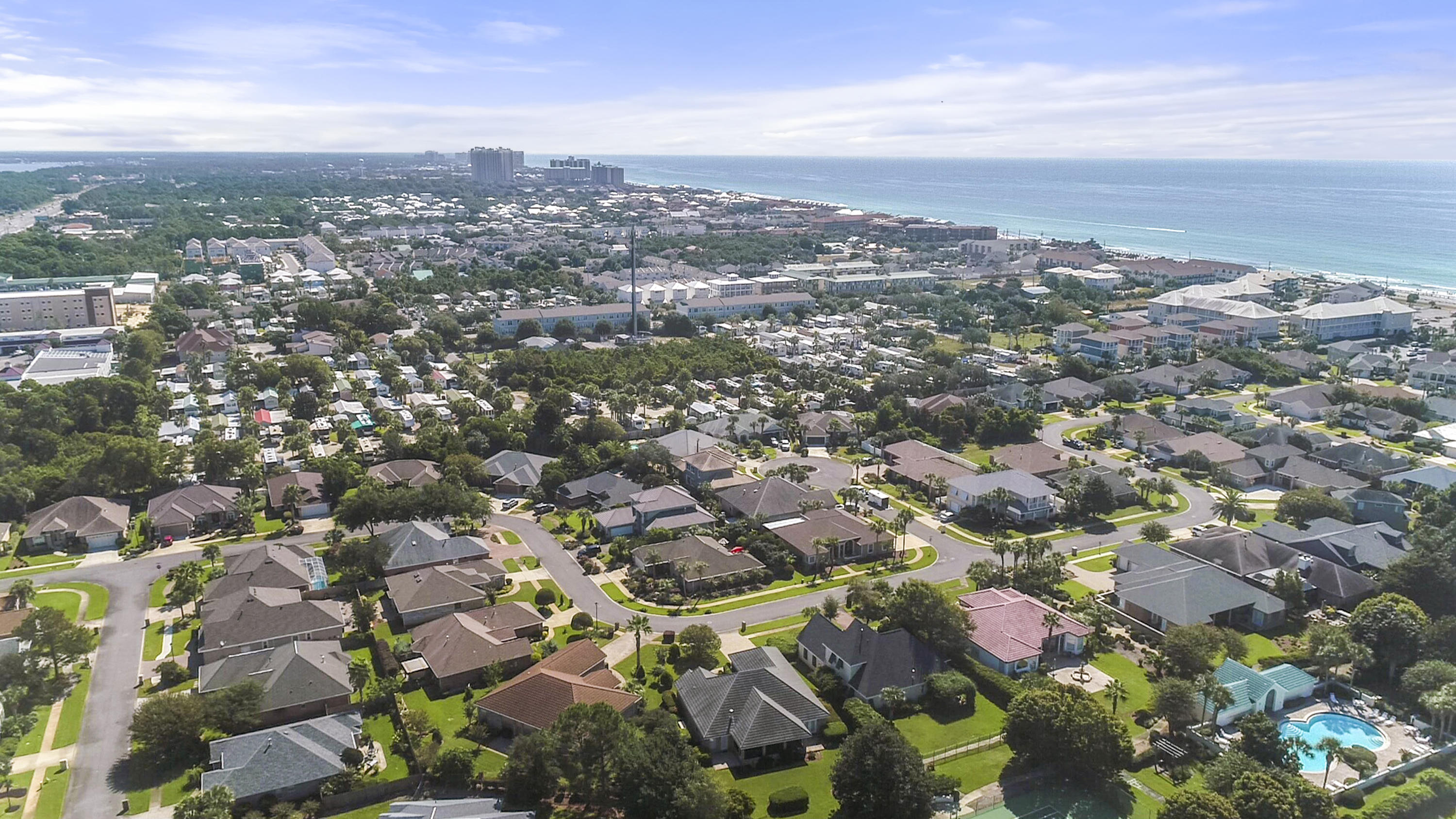AVALON BEACH ESTATES - Residential