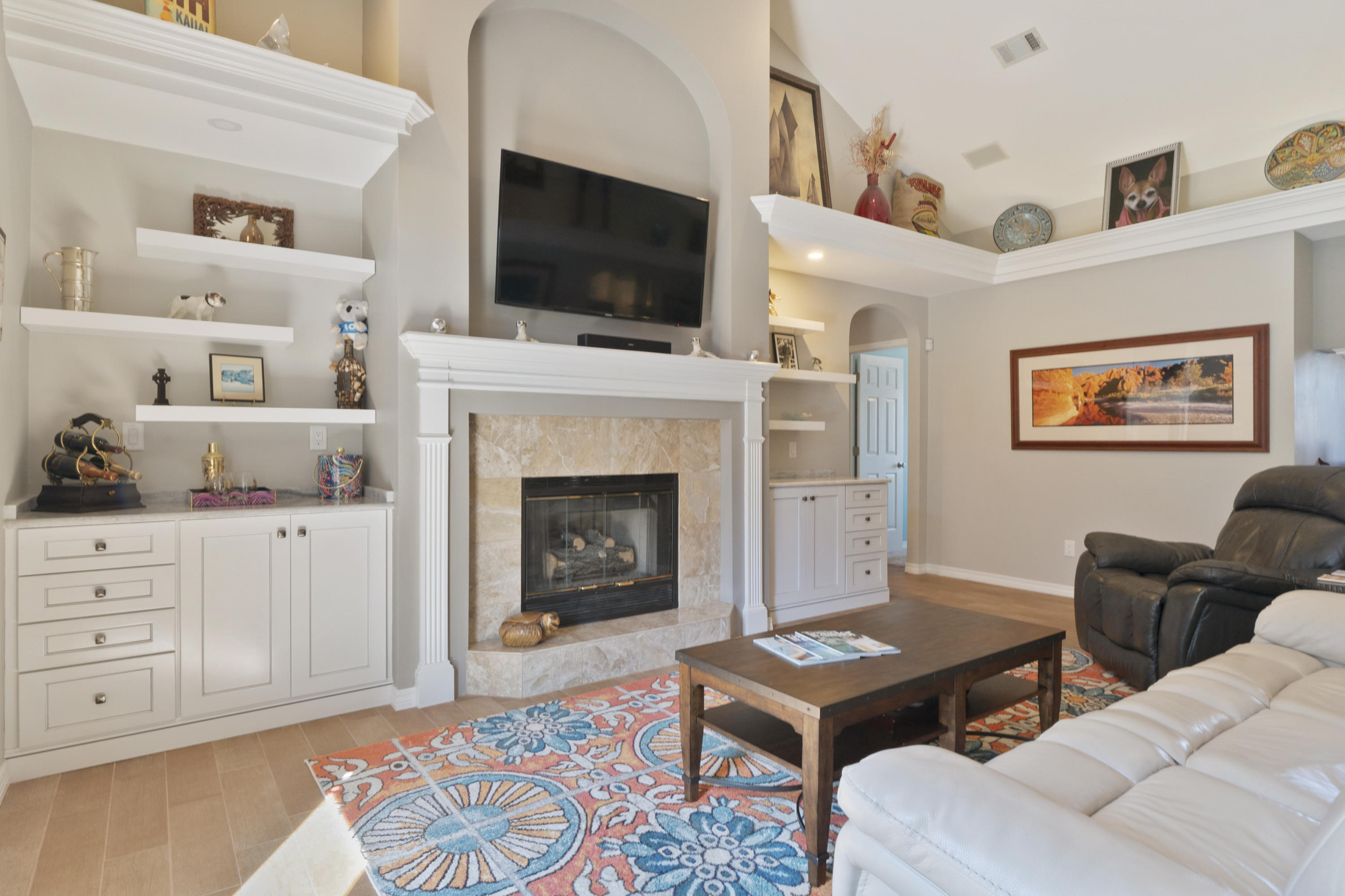 AVALON BEACH ESTATES - Residential