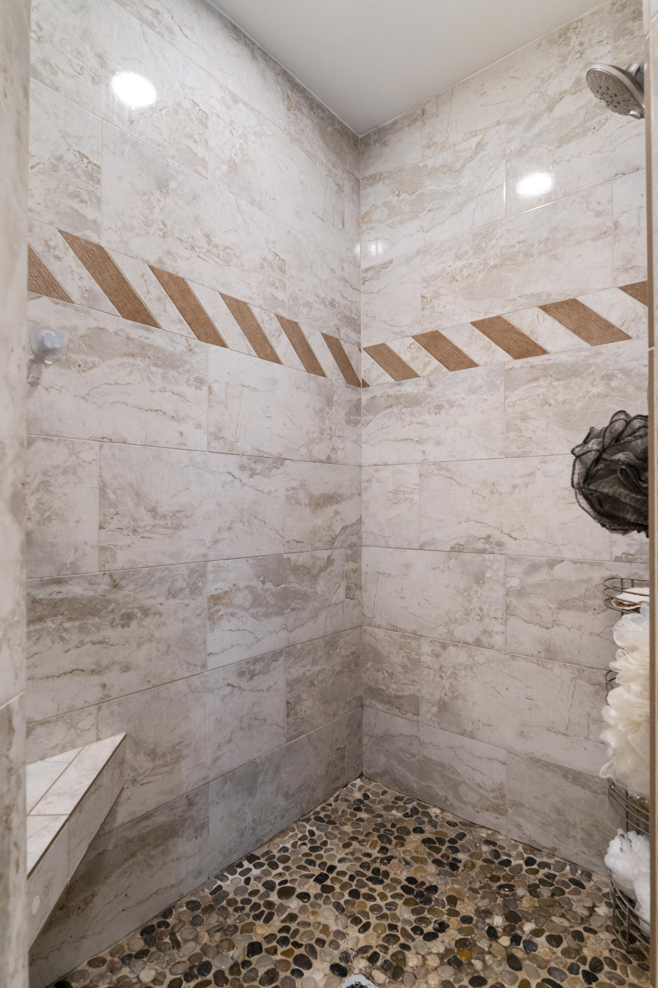 AVALON BEACH ESTATES - Residential