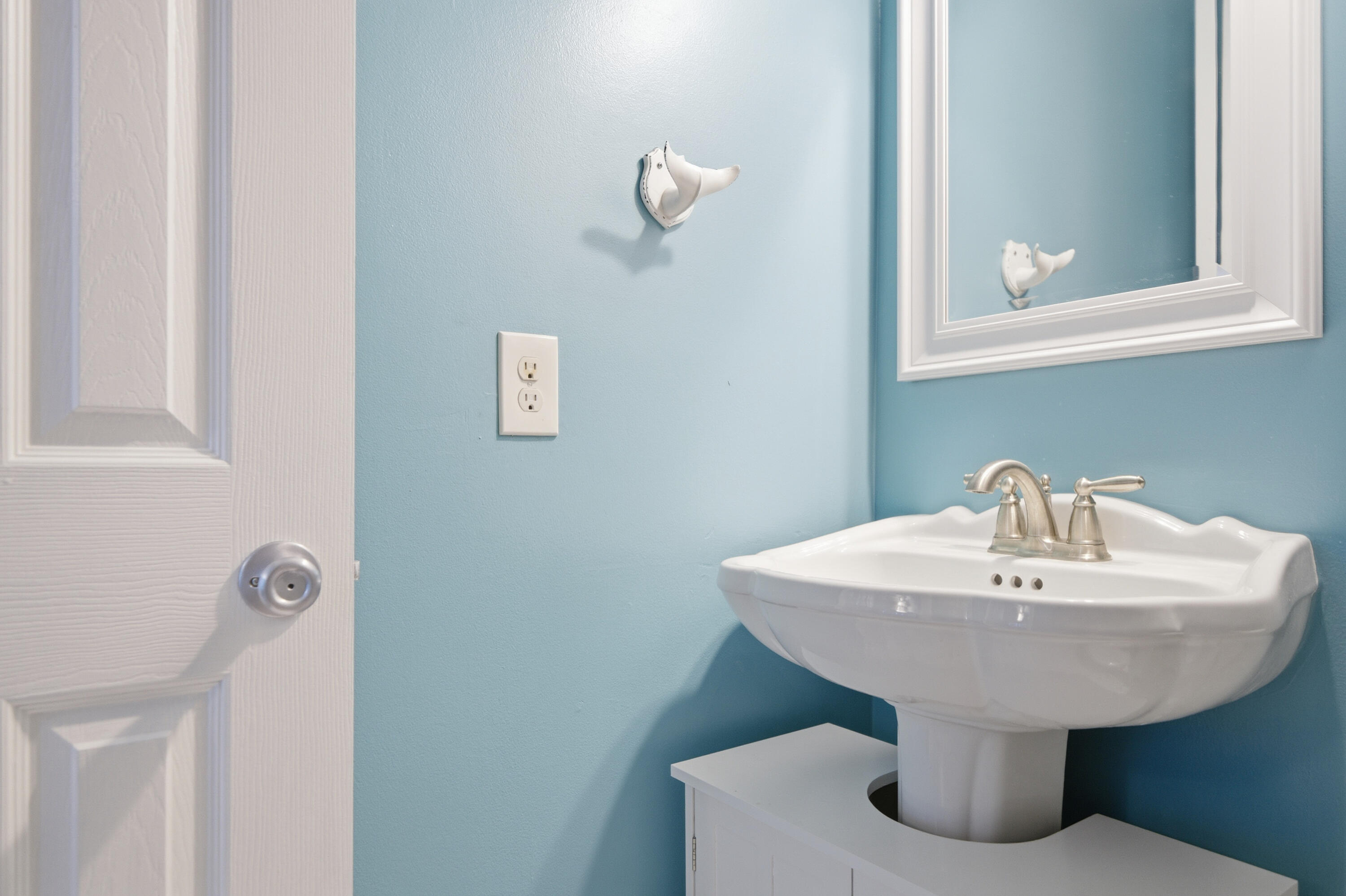 SANDOLLAR CONDO - Residential